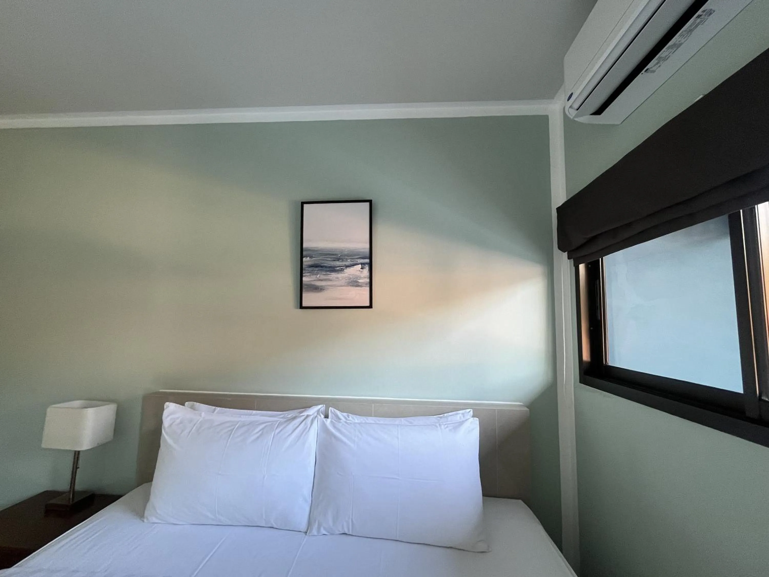 Bed in J & Ariya Hotel Near Samui Airport and Koh Phangan Pier