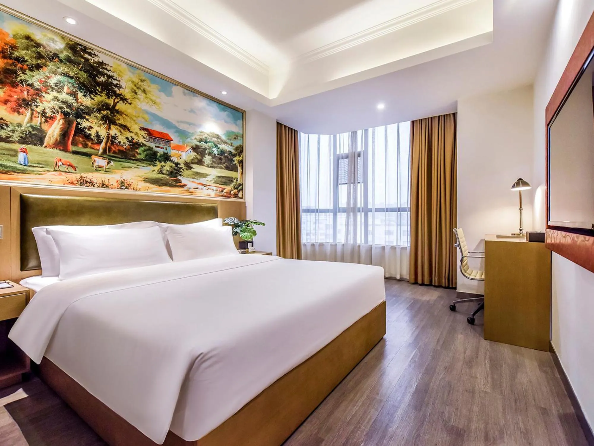 Photo of the whole room, Bed in Guangzhou Huihe Hotel