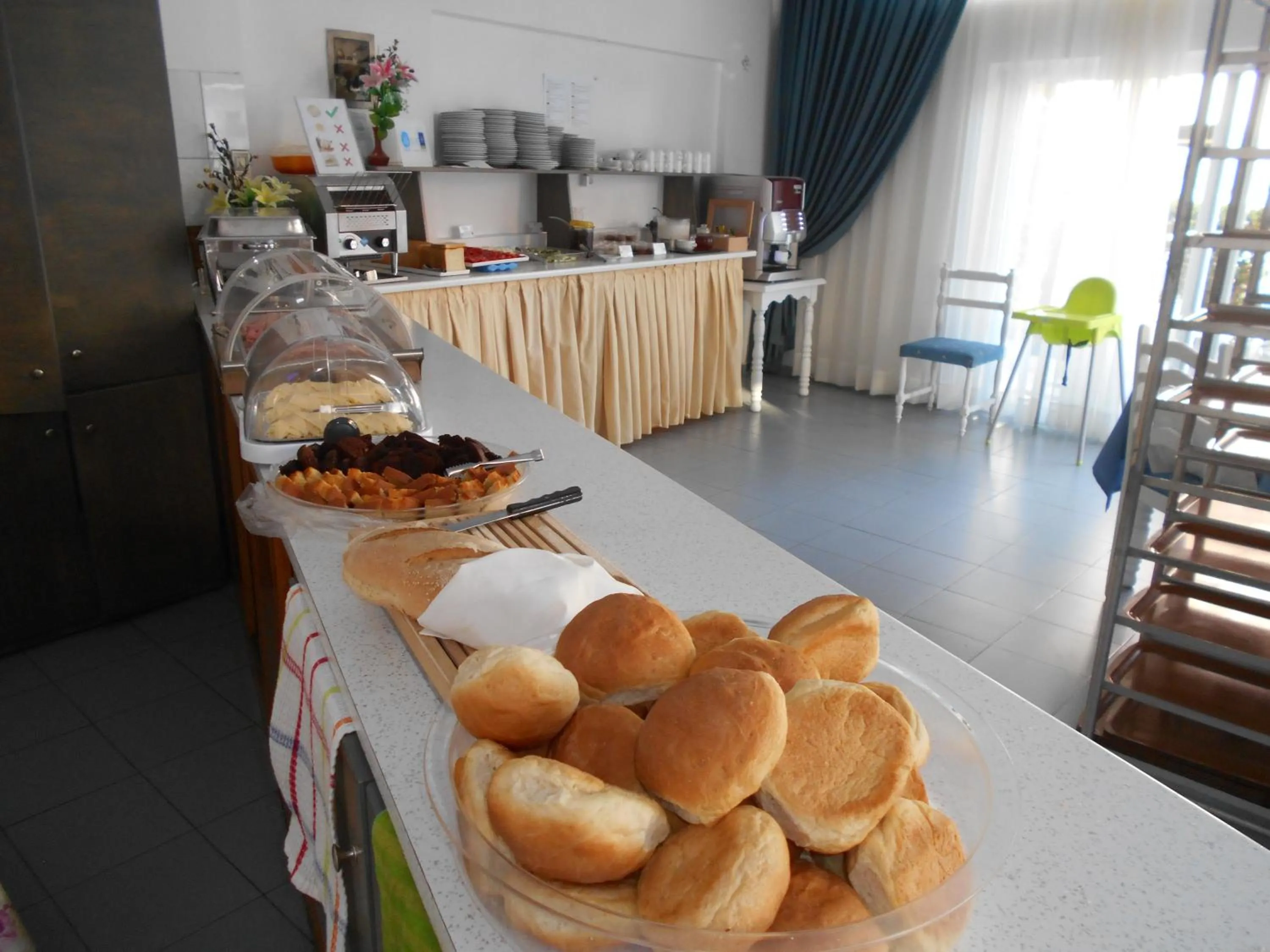 Buffet breakfast in Hotel Koala