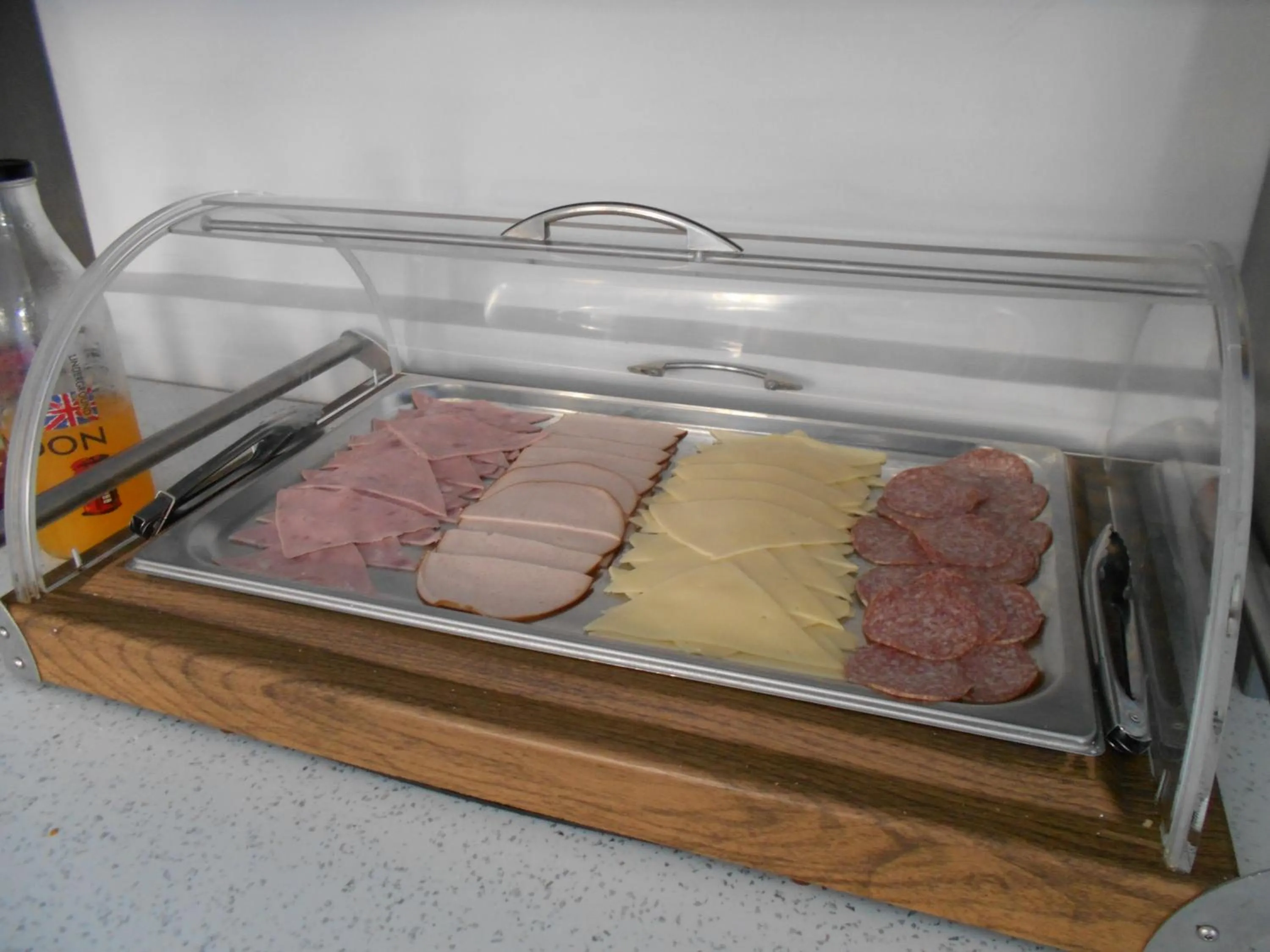 Restaurant/places to eat in Hotel Koala