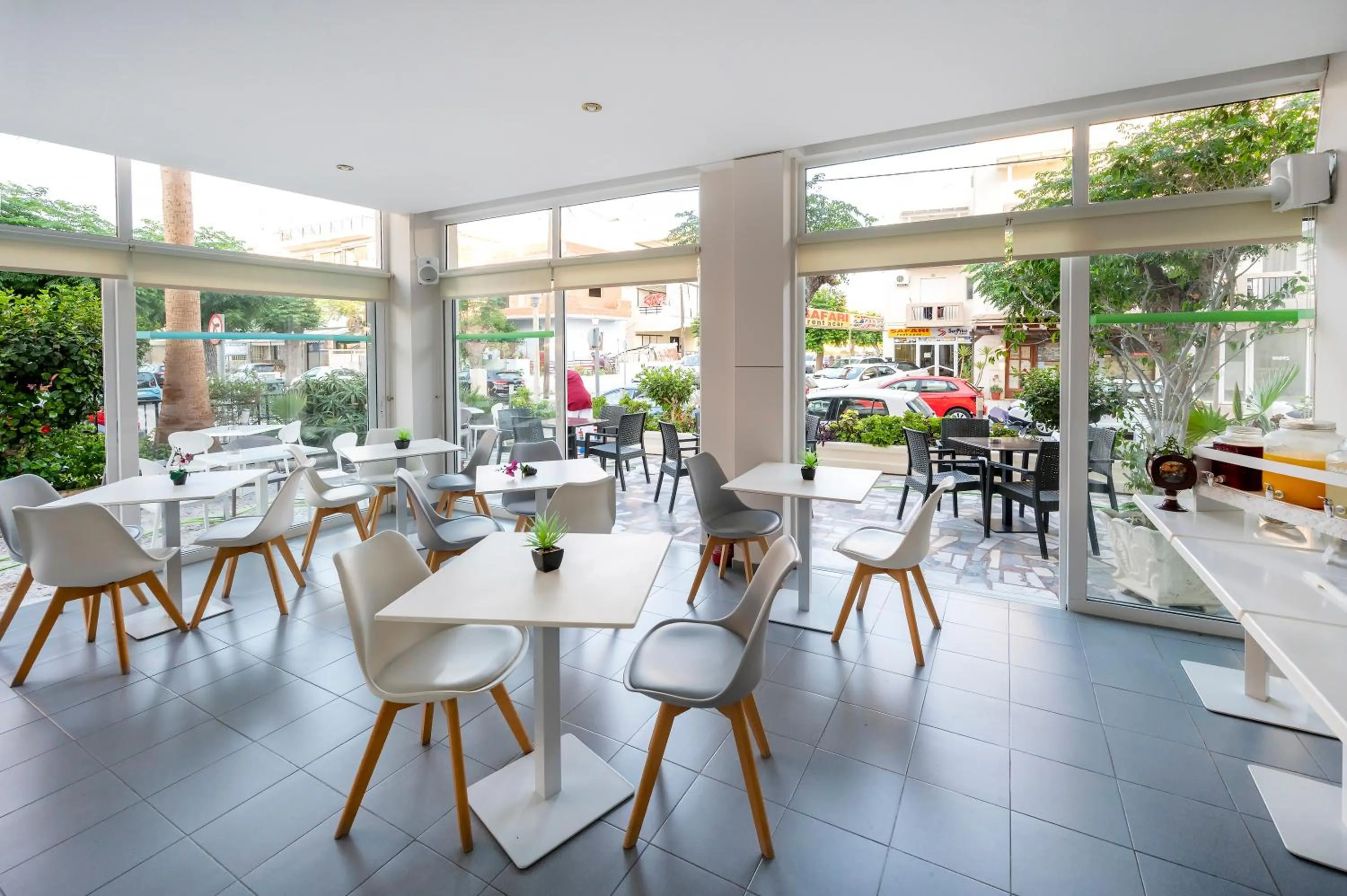 Breakfast in Hotel Koala