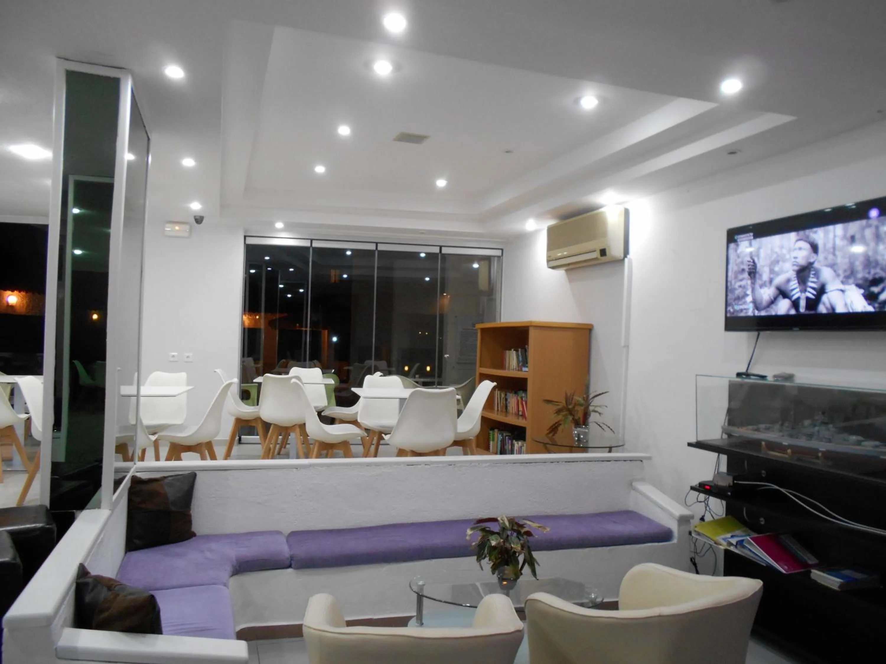 Library in Hotel Koala