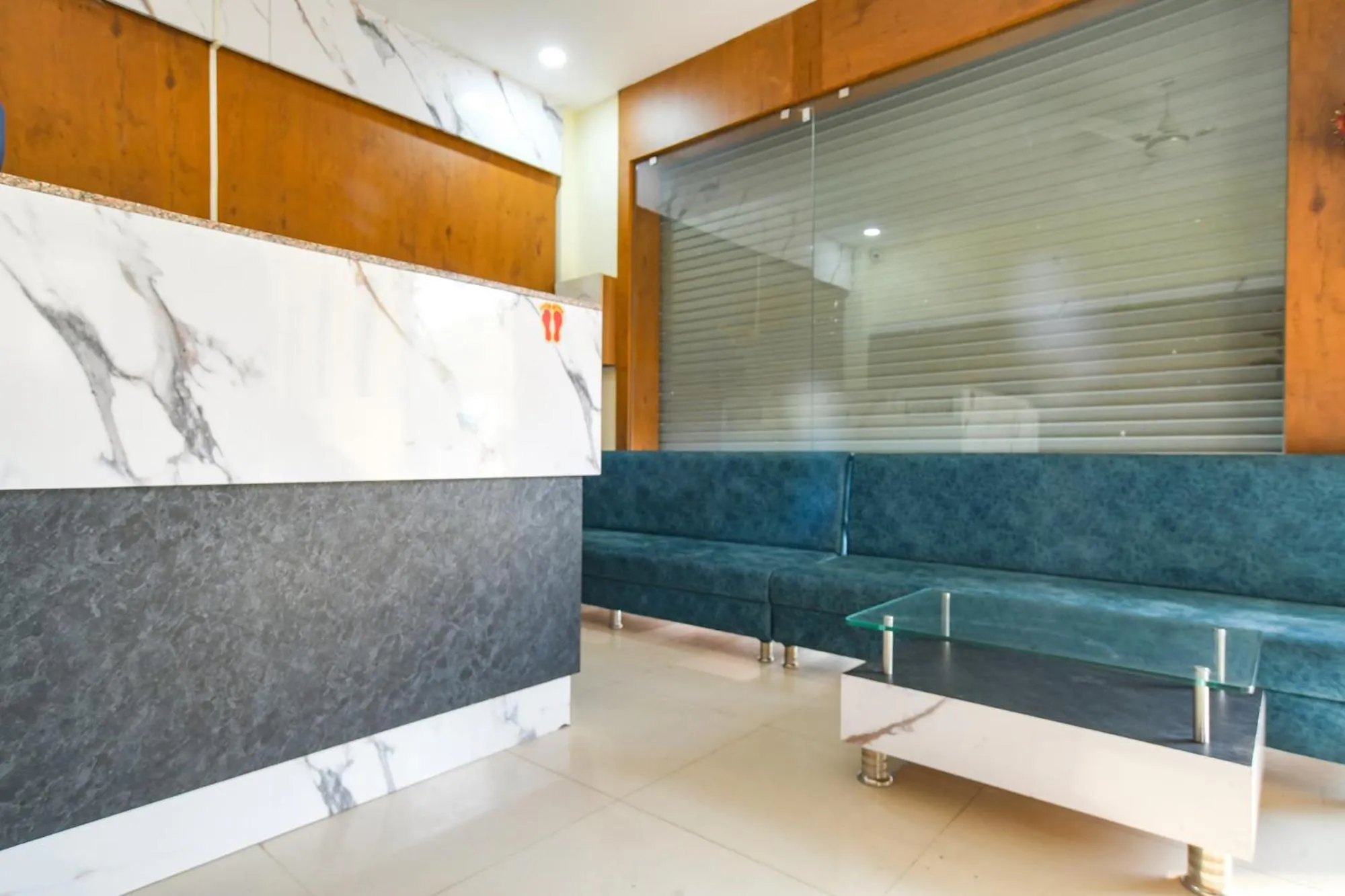 Seating area in FabHotel Grand Giriraj