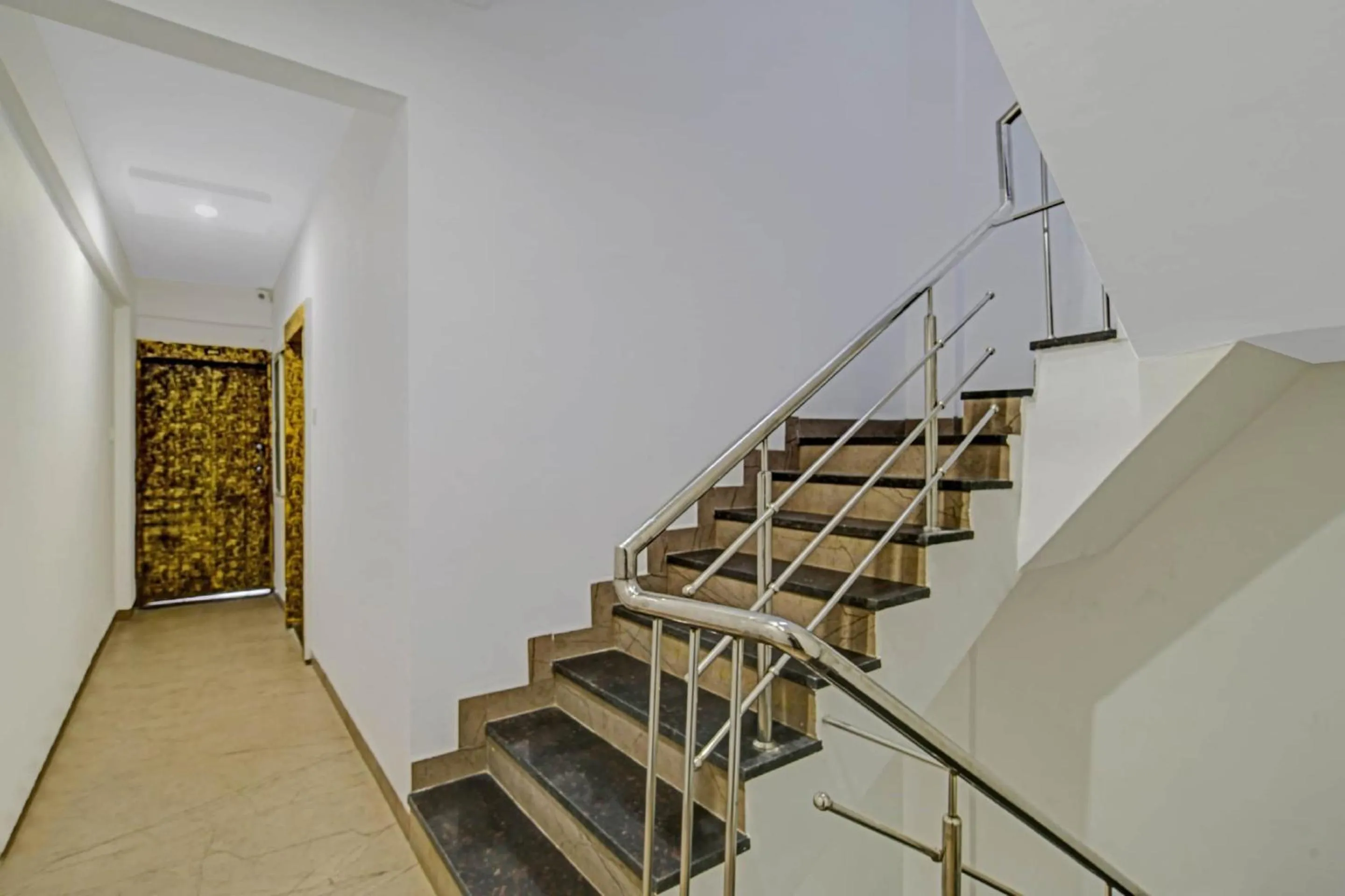 Lobby or reception in Hotel O A2 Hotel Classic