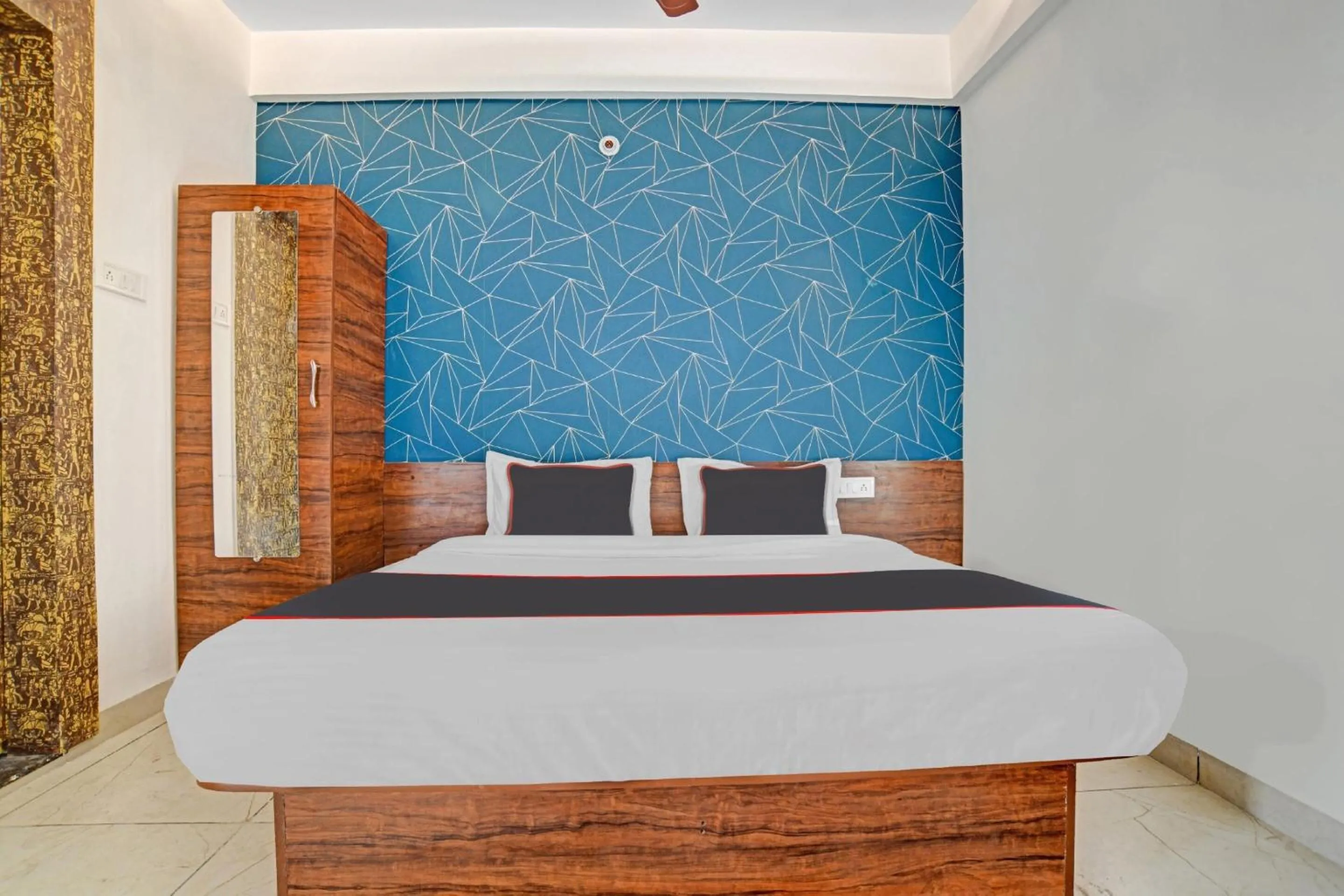 Bedroom, Bed in Hotel O A2 Hotel Classic