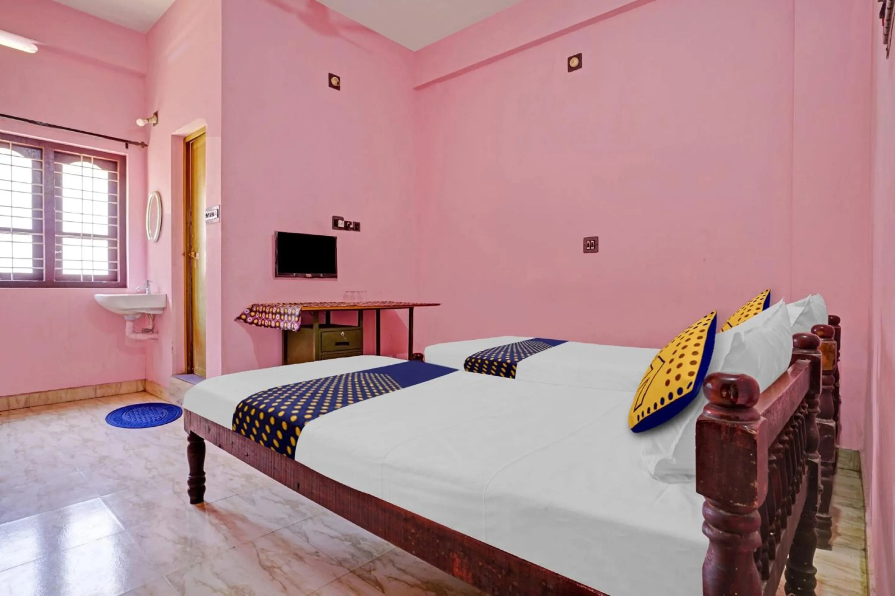 Standard Double Room - single occupancy in Hotel O SS Residency