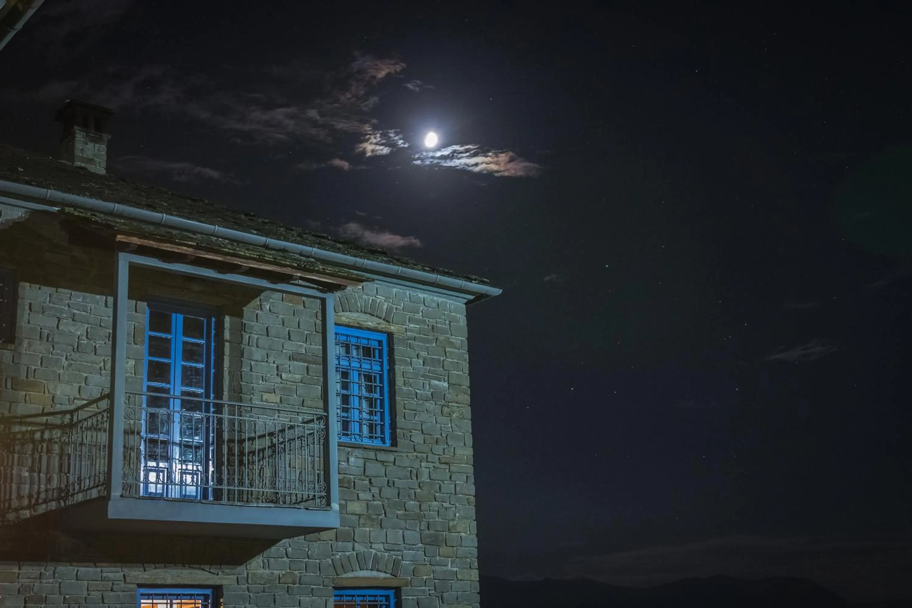 Bird's eye view in Petroto