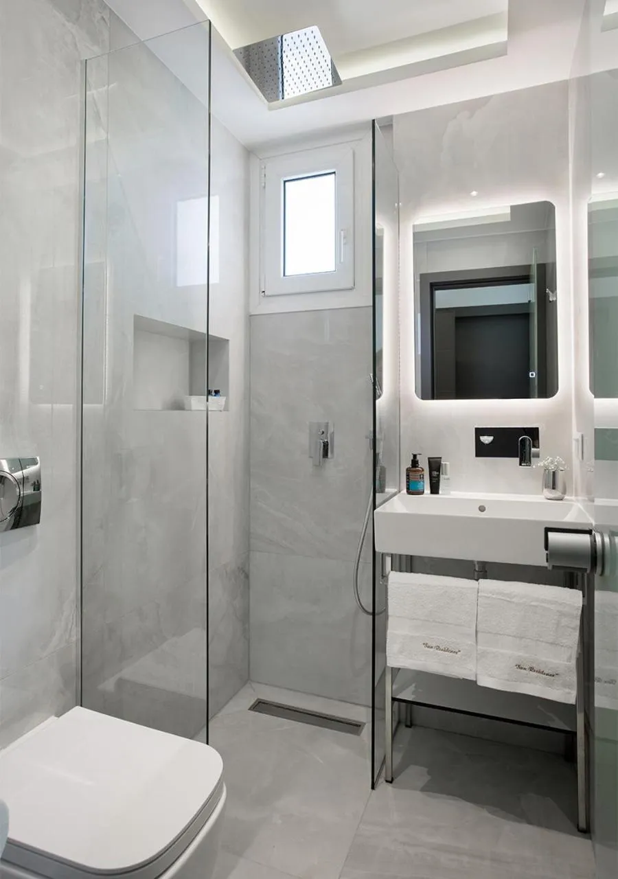 Bathroom in SUN RESIDENCE Exclusive Seaside Suites