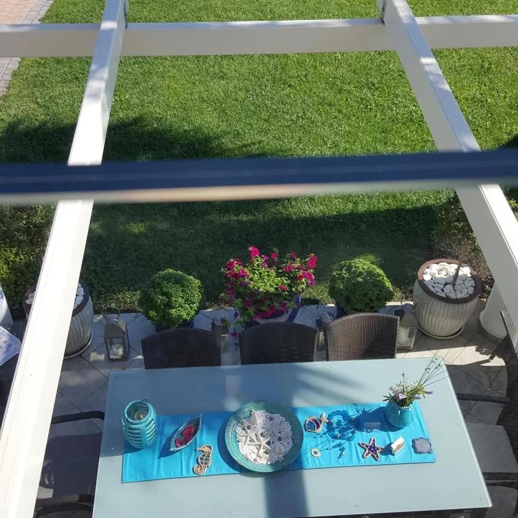 SUN RESIDENCE Exclusive Seaside Suites