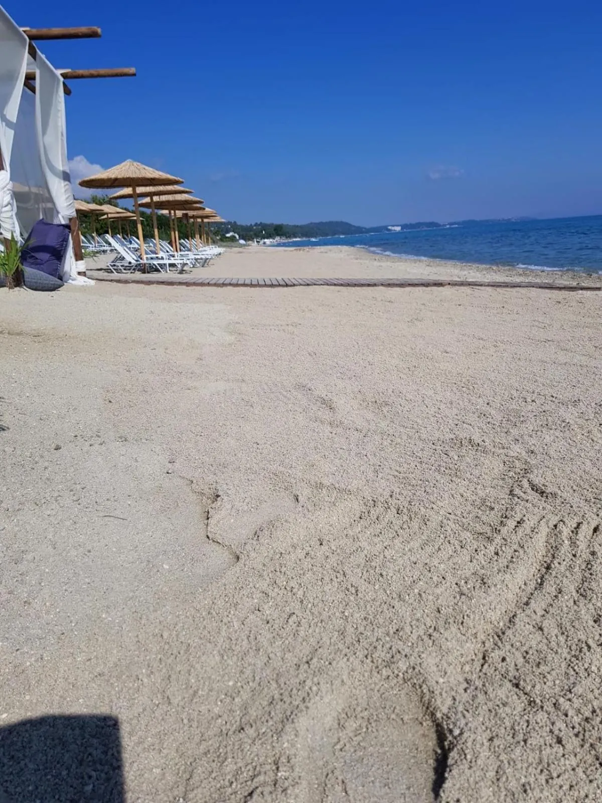 SUN RESIDENCE Exclusive Seaside Suites