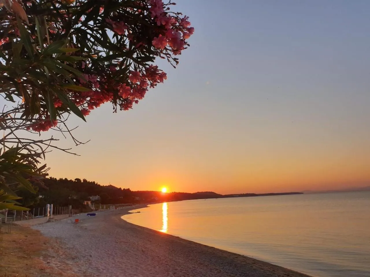 Sunset in SUN RESIDENCE Exclusive Seaside Suites