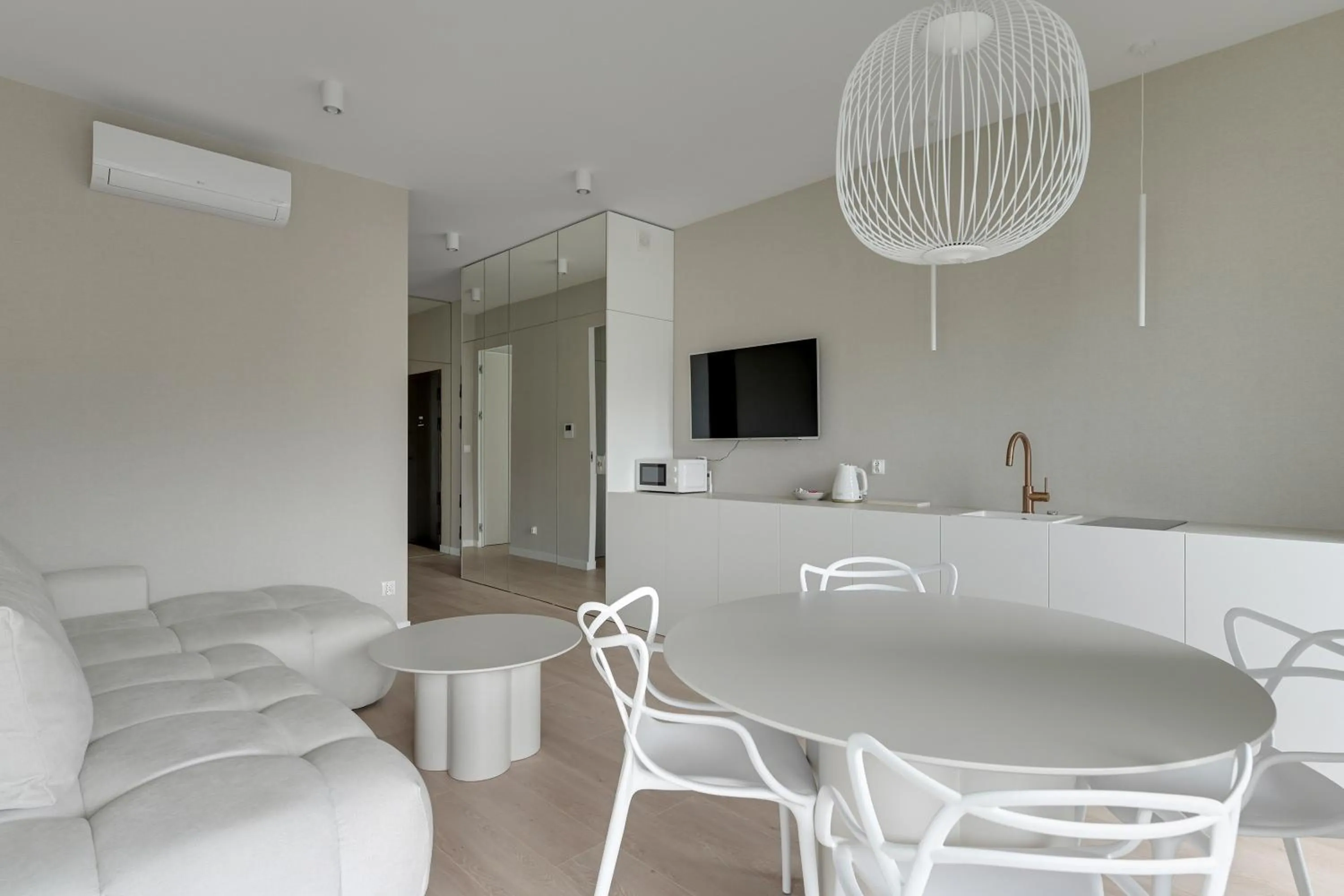 Dining area in GRANO HOTEL Solmarina