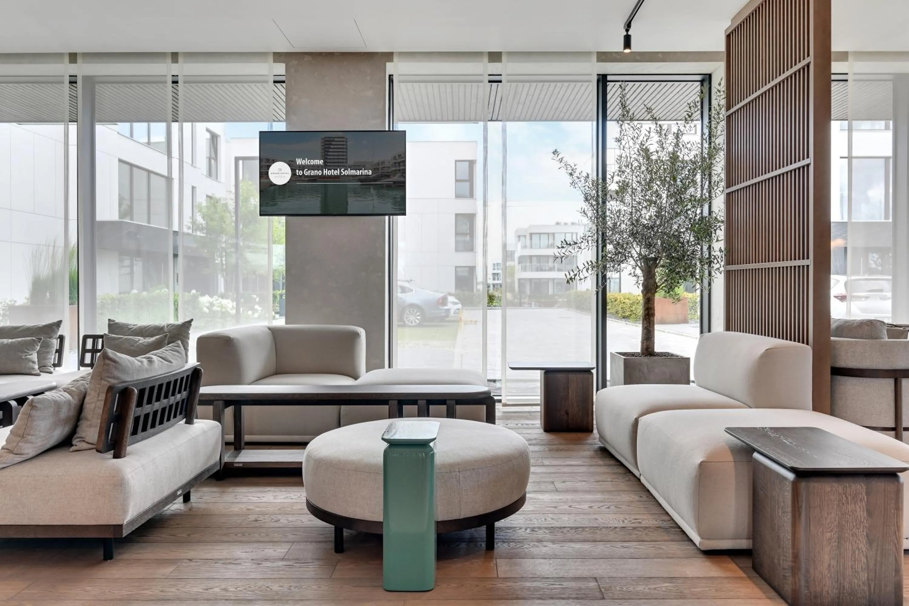 Restaurant/places to eat in GRANO HOTEL Solmarina