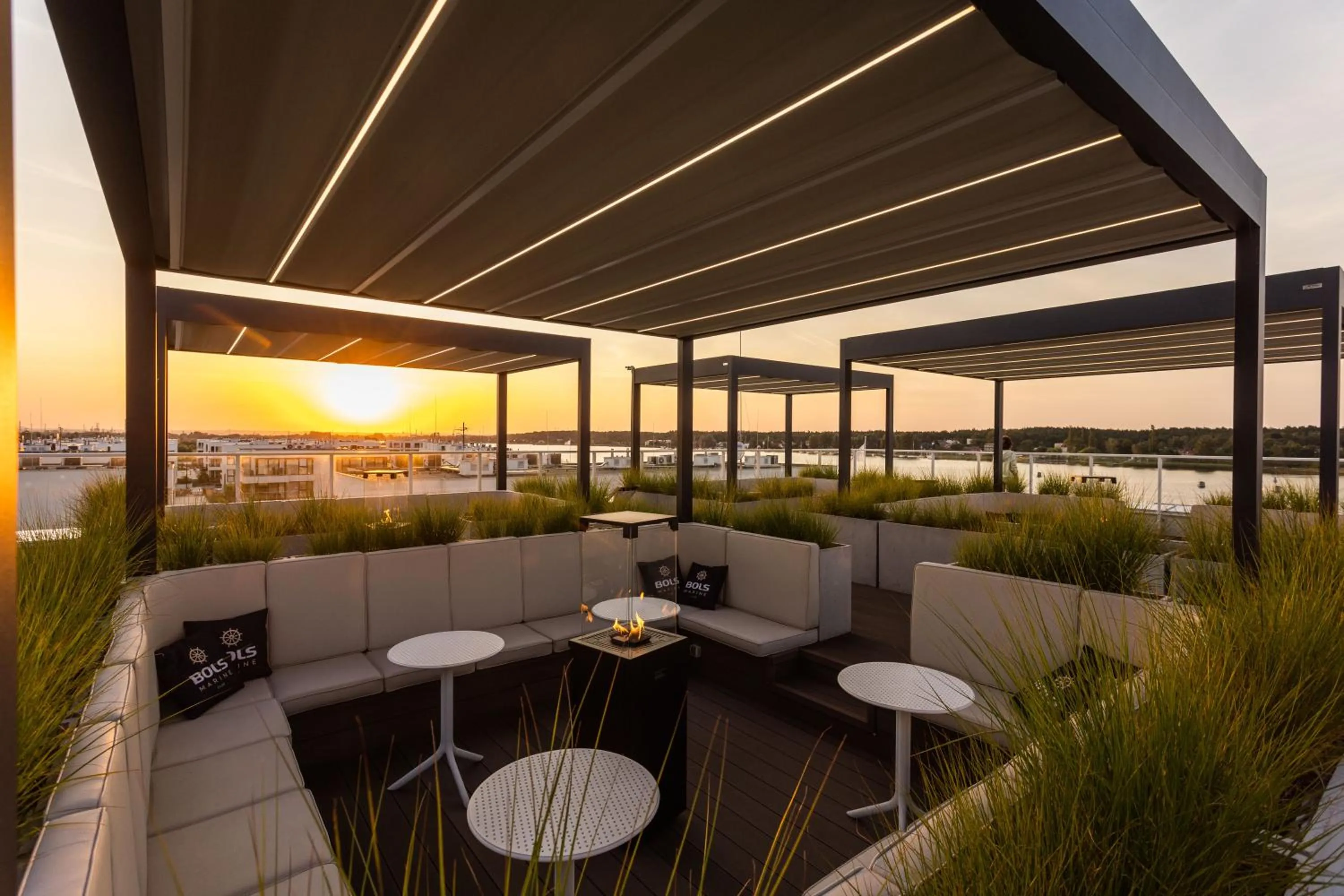 Sunset in GRANO HOTEL Solmarina