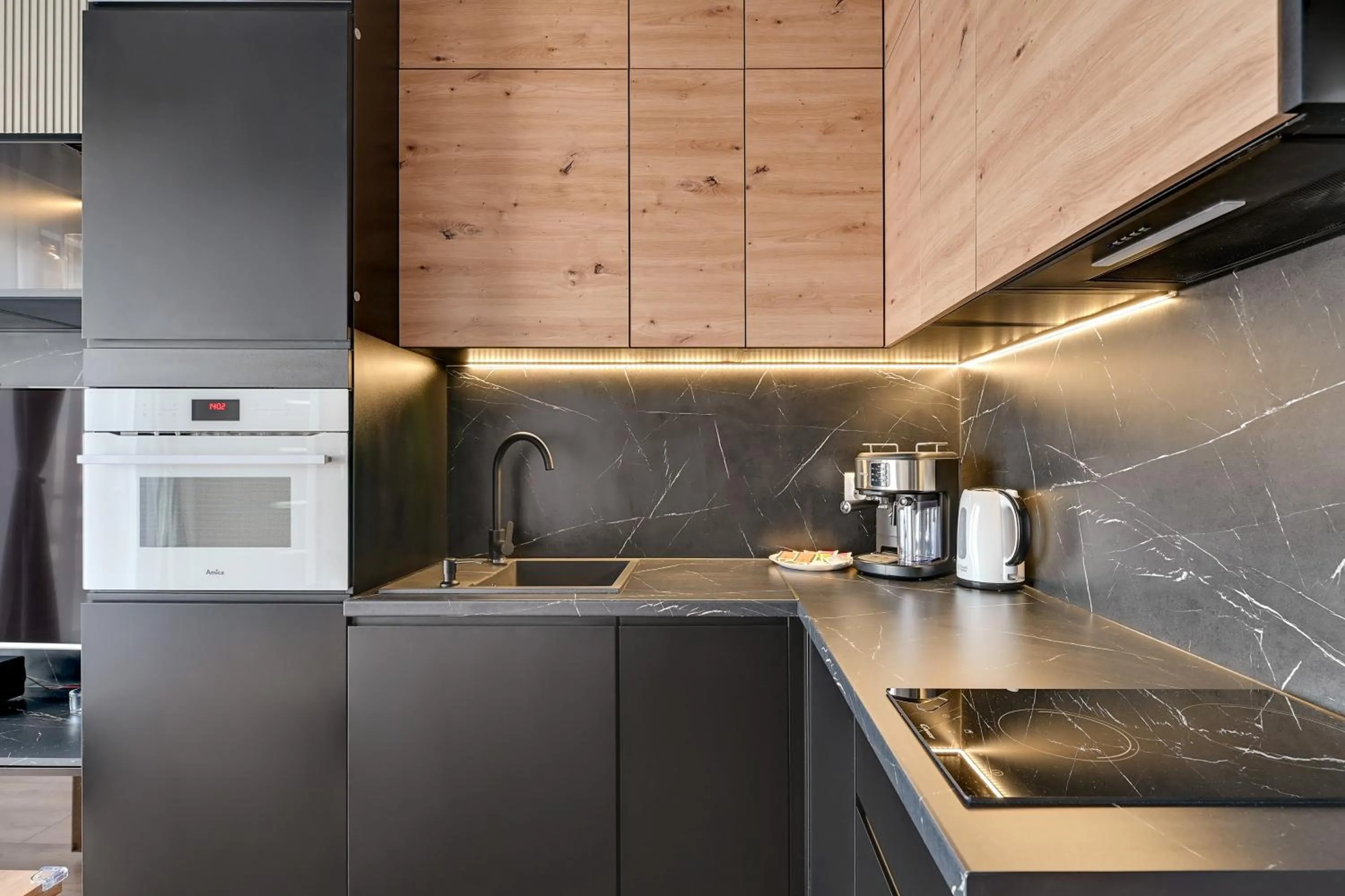 Kitchen or kitchenette in GRANO HOTEL Solmarina