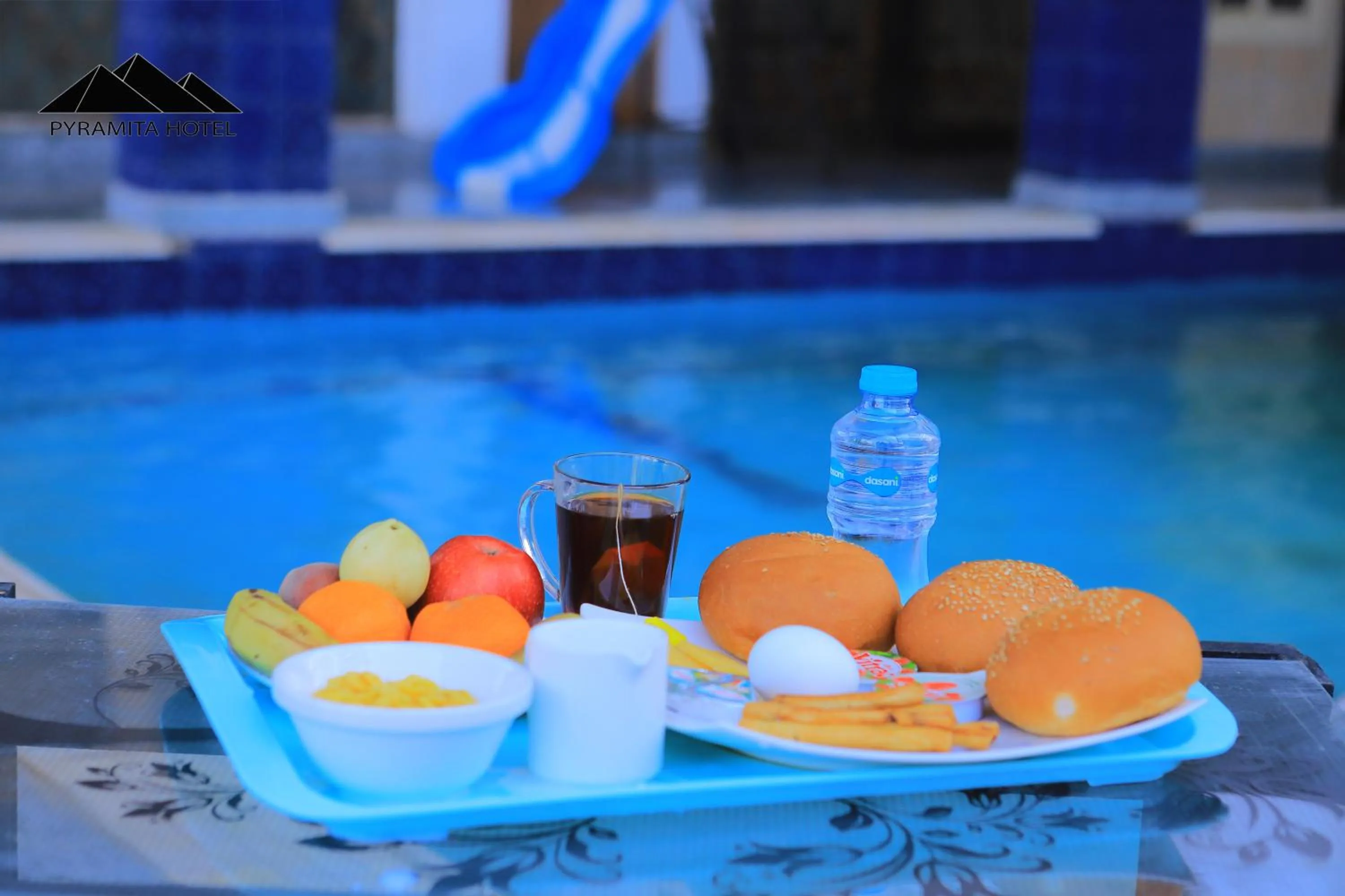 Food and drinks in Pyramita Hotel