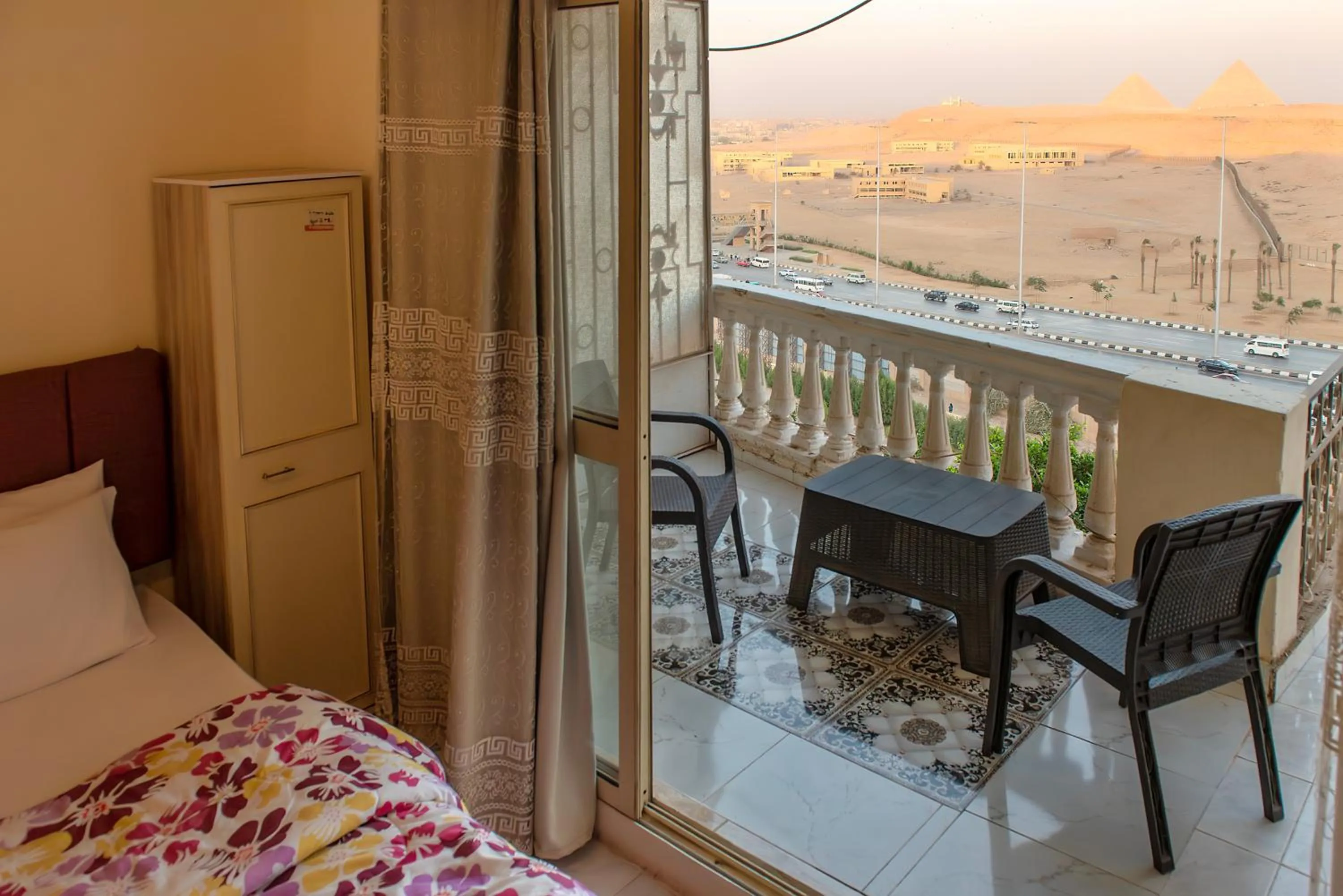 Balcony/Terrace, Bed in Pyramita Hotel