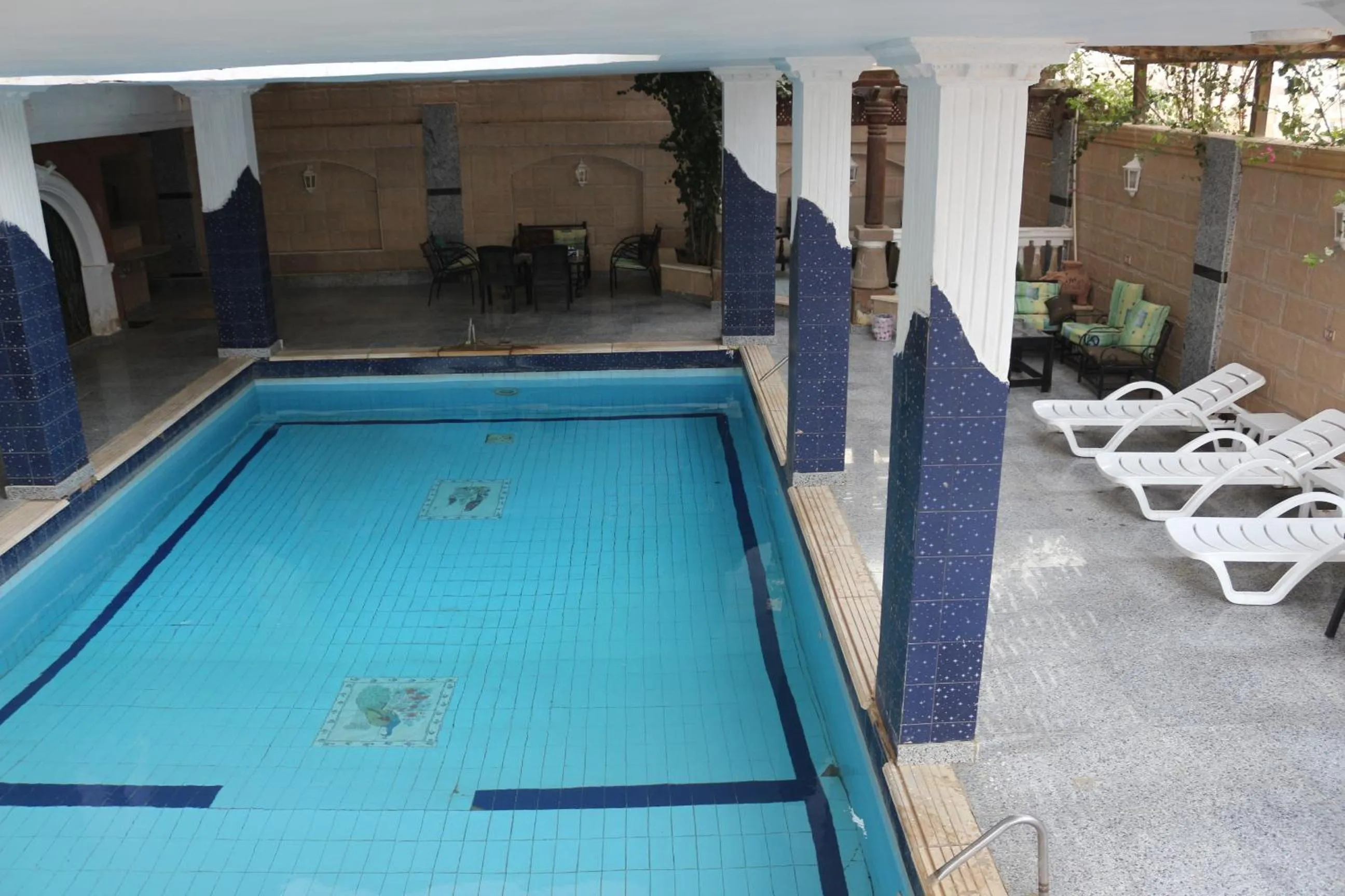 Swimming pool in Pyramita Hotel