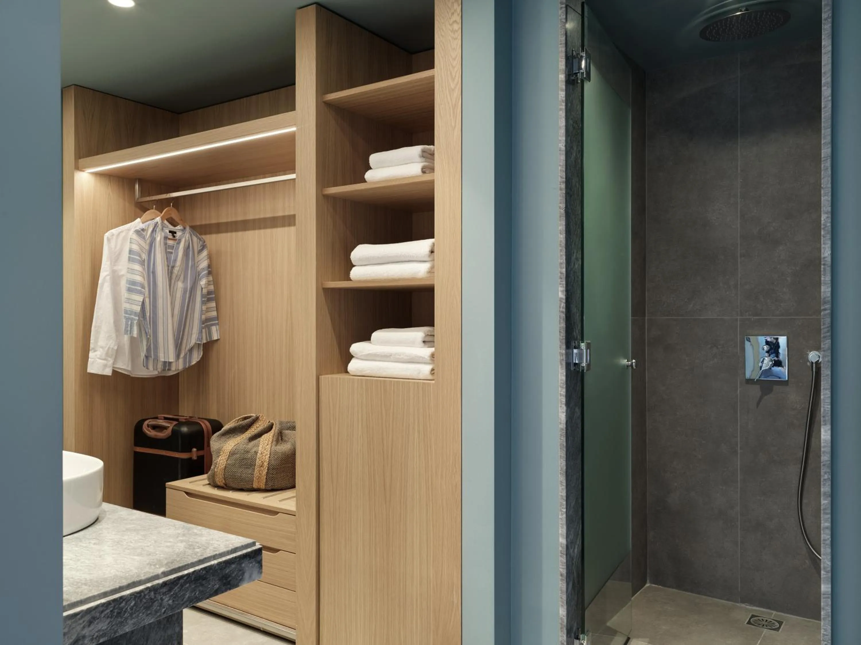 wardrobe in Kalamaki Beach Resort