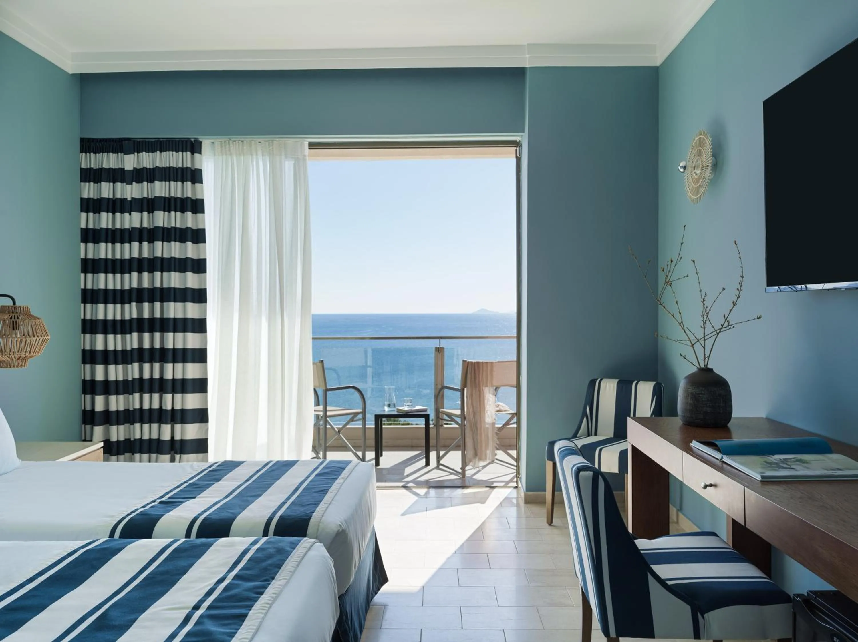 Balcony/Terrace, Bed in Kalamaki Beach Resort