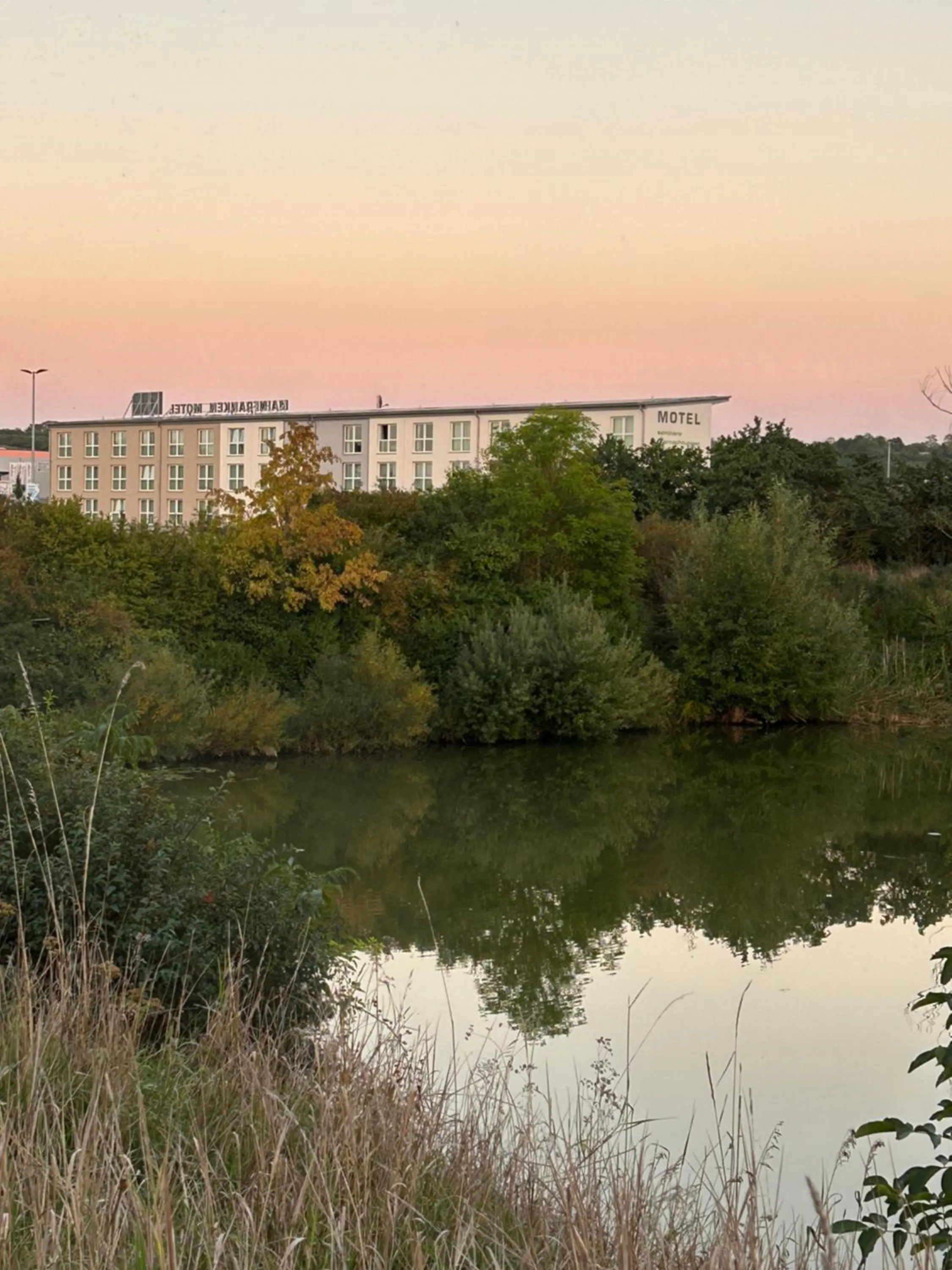 Property building in Mainfranken Motel - Anreise rund um die Uhr - Neueröffnung 2023