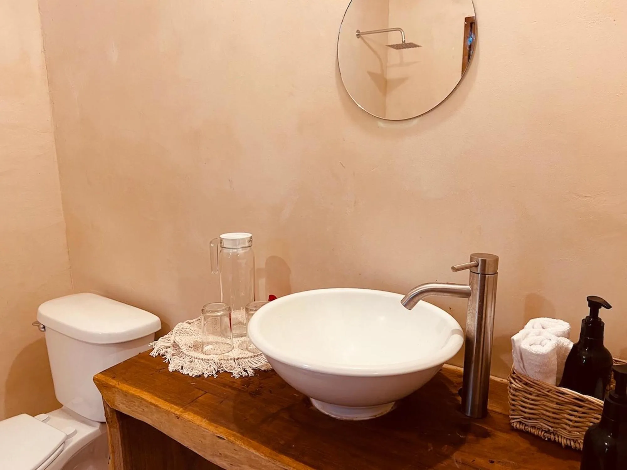 Toilet in Lodge Tzunum Jade