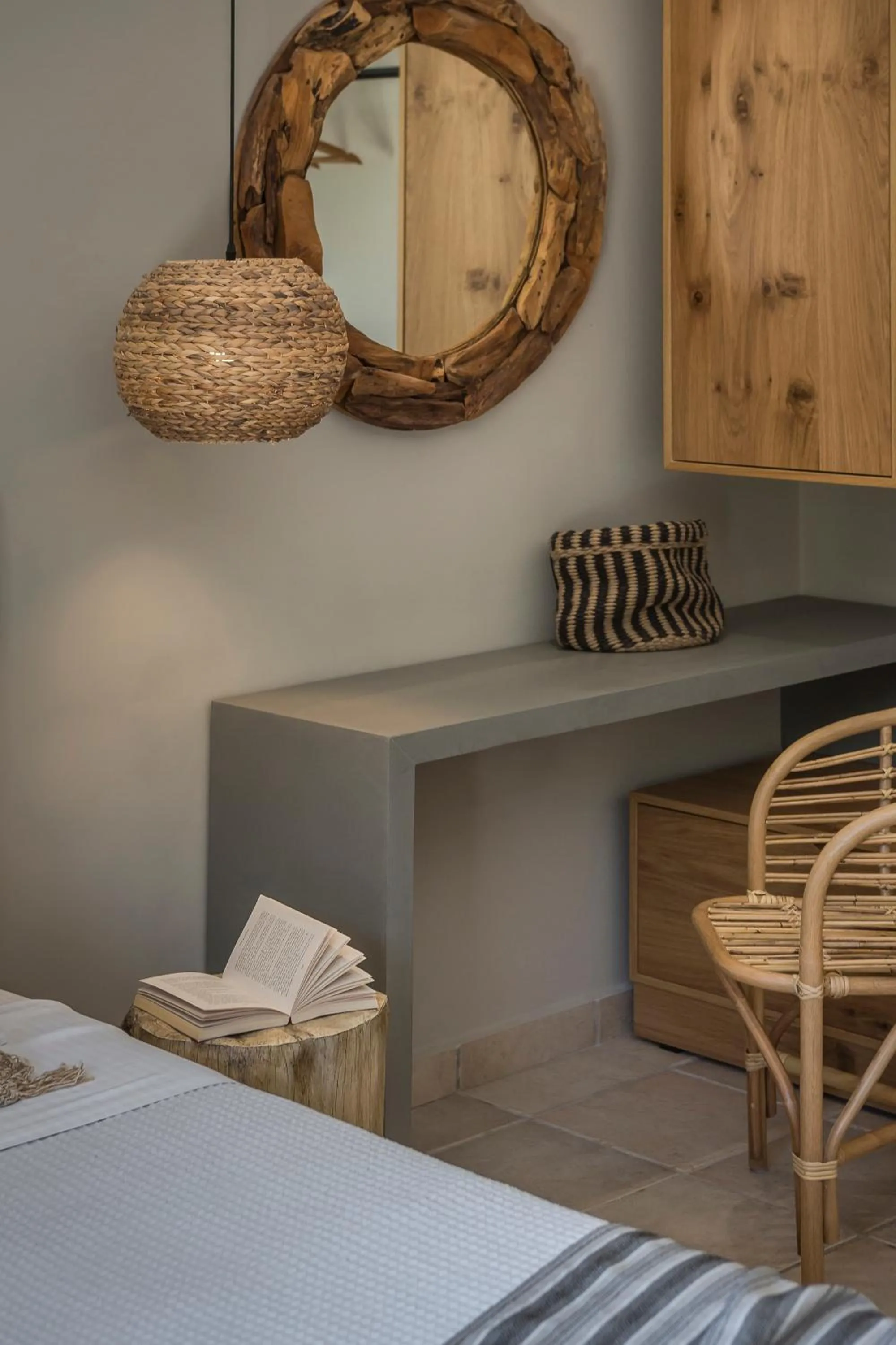 Bed in Avithos Resort Hotel