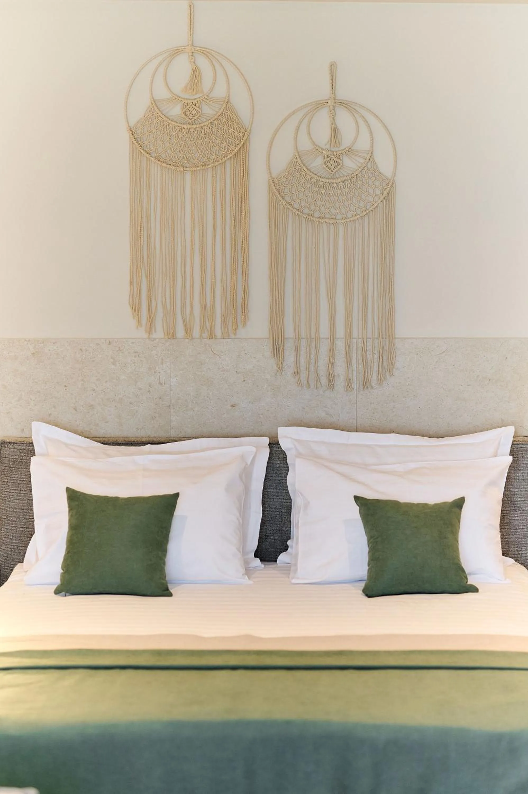 Bed in Alezzi Infinity Aparthotel & Spa