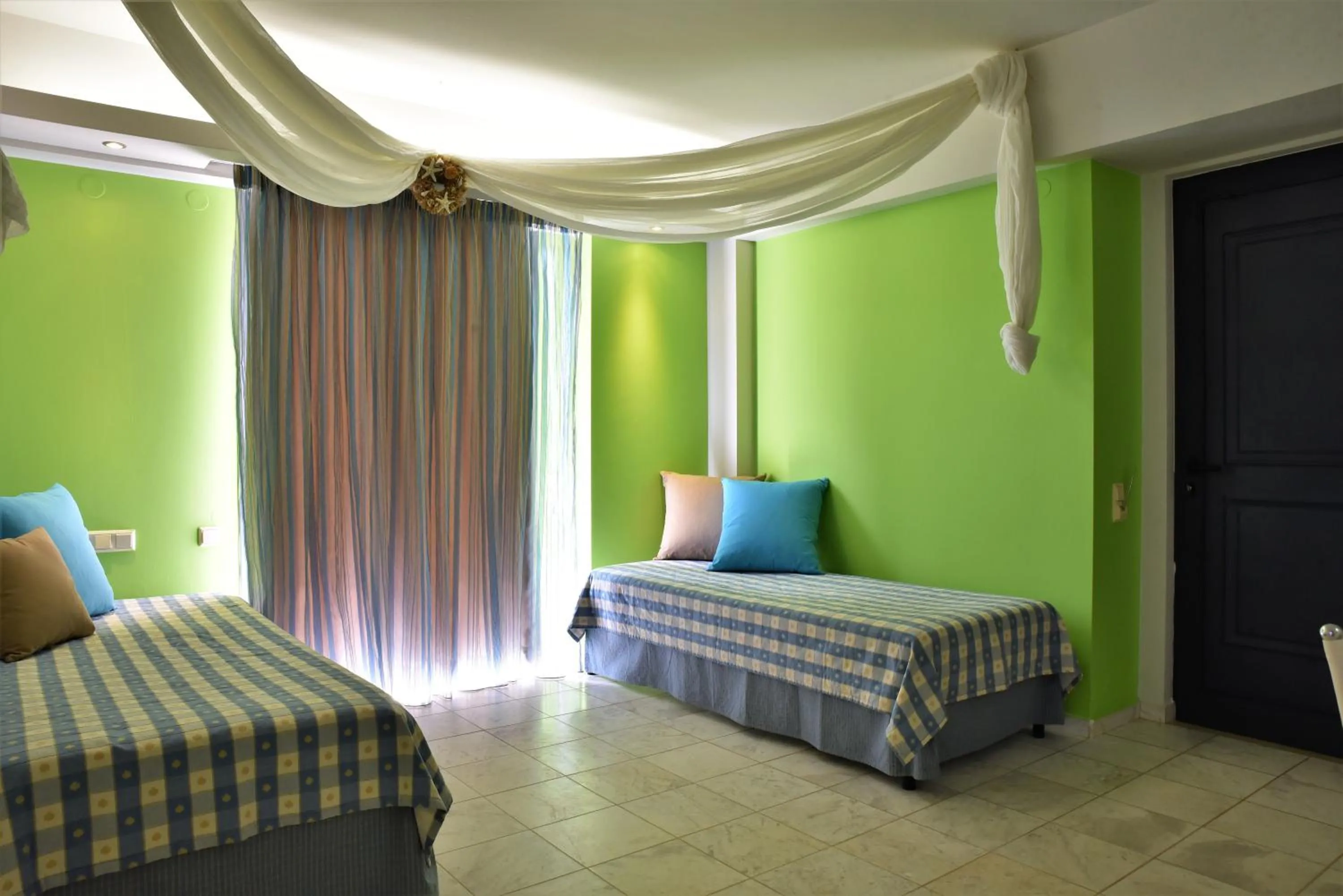 Photo of the whole room, Bed in Golden Bay Hotel Apartments