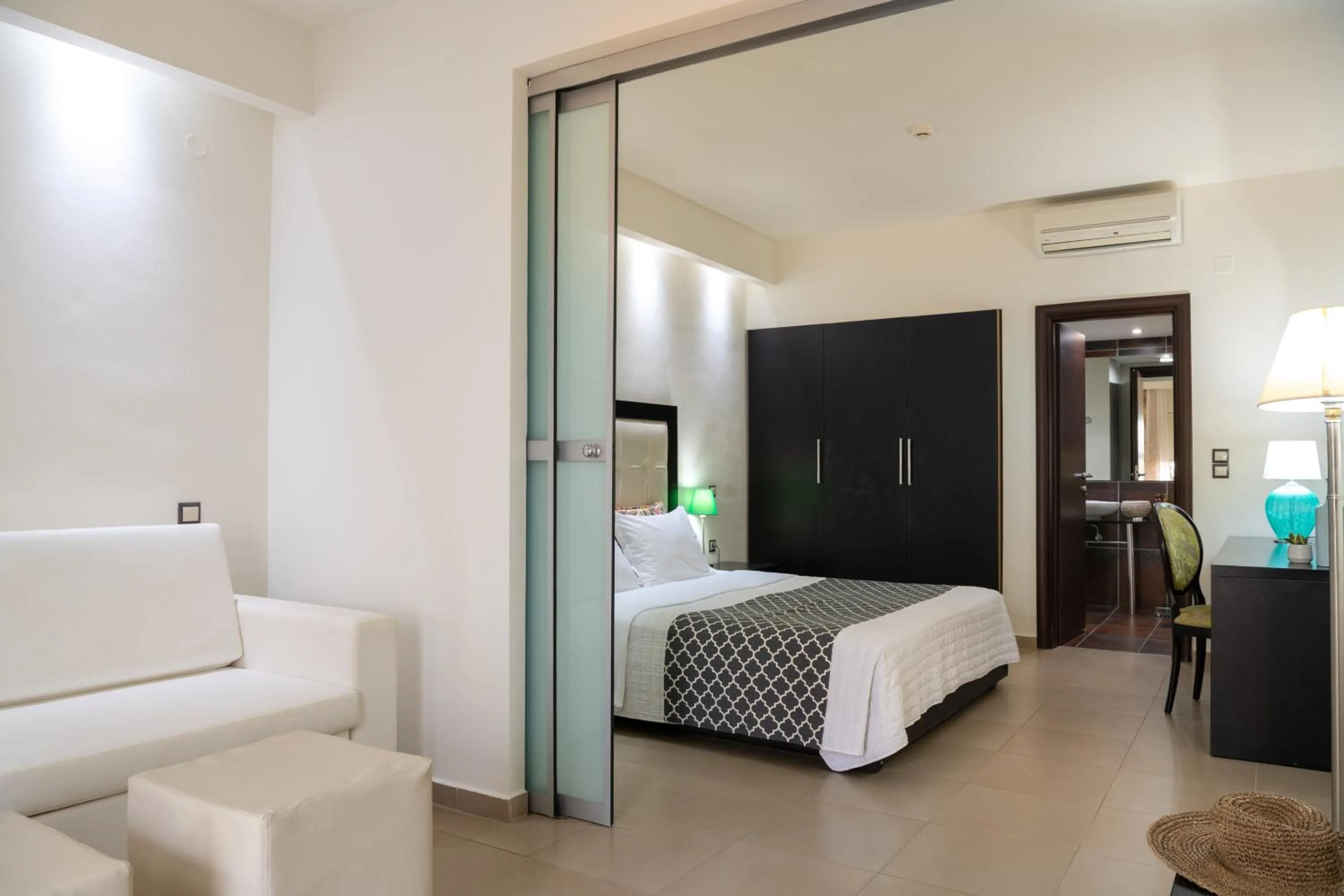 Bedroom, Bed in Angela Suites Boutique Hotel