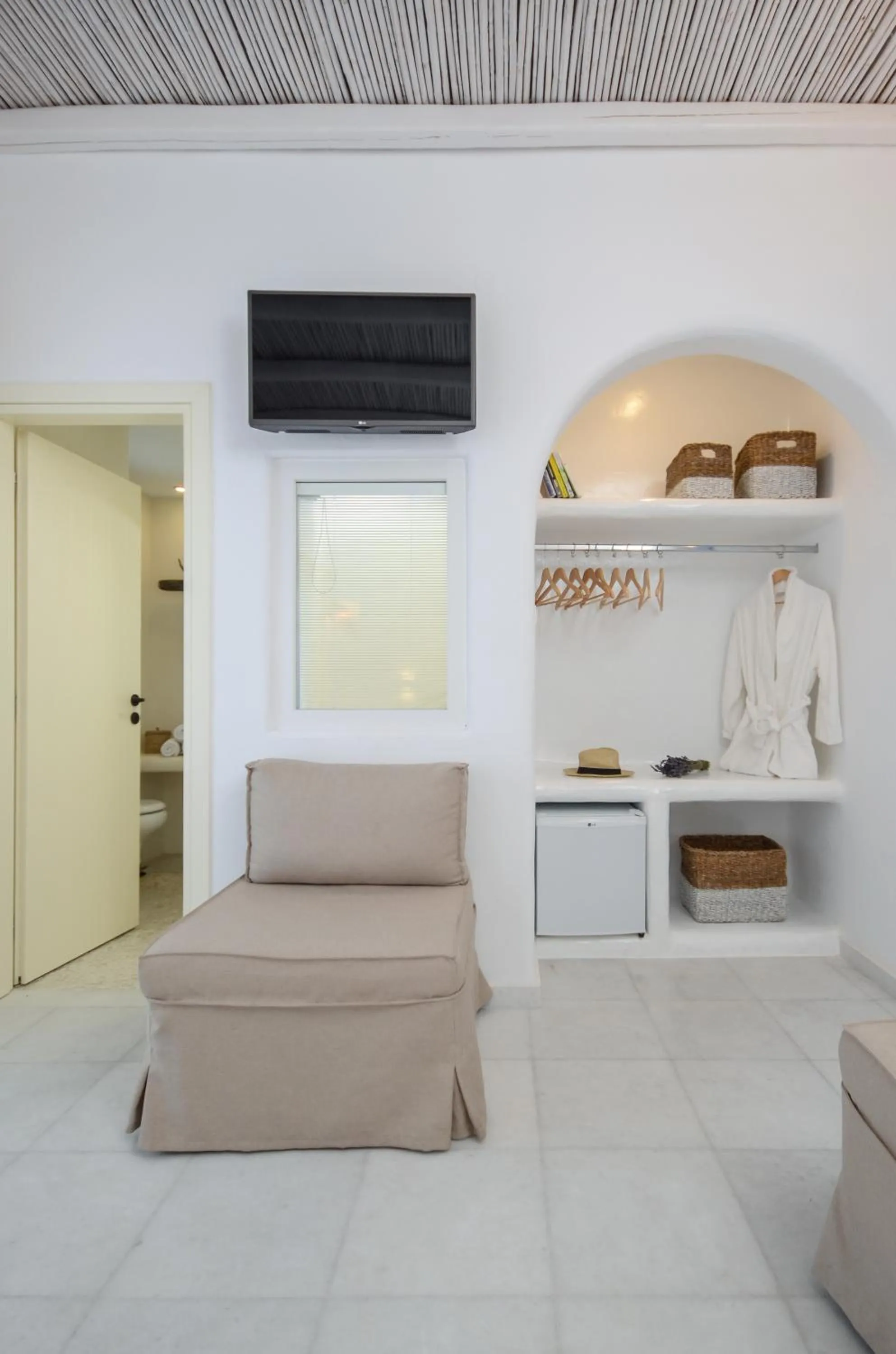 TV and multimedia in Galini Hotel