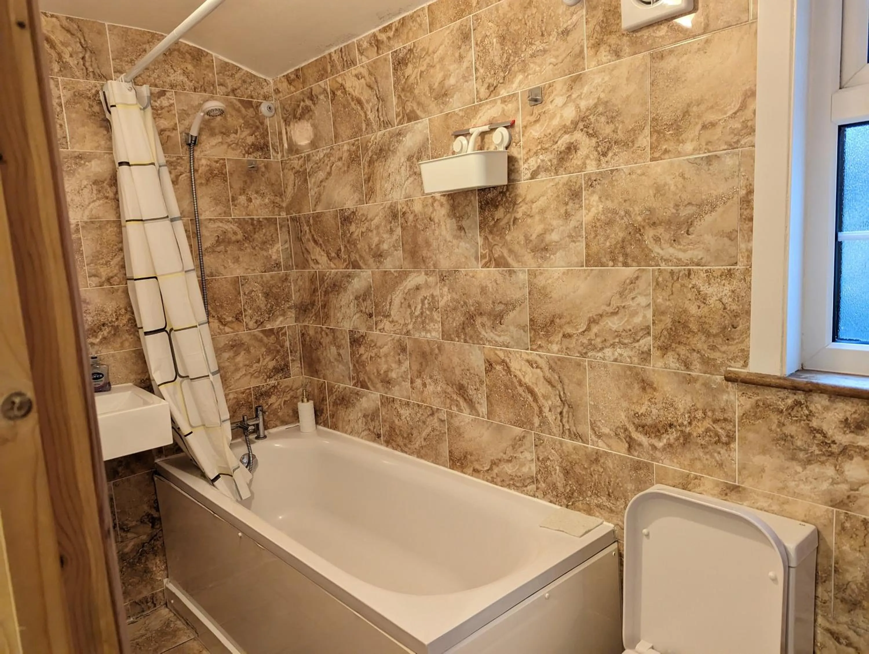 Bathroom in Fully-equipped flat in the city of London