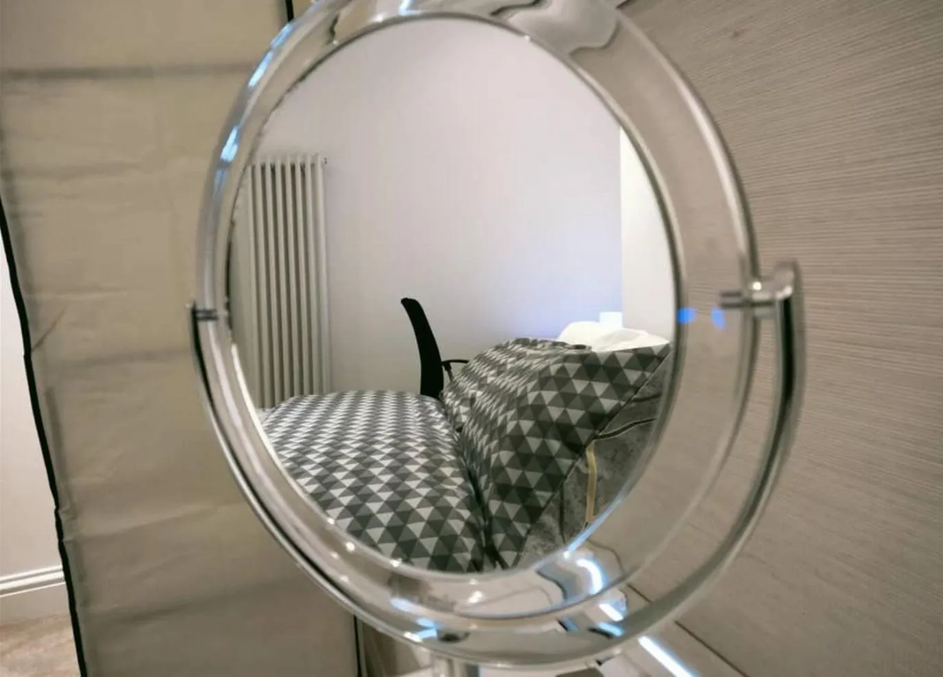 Decorative detail in Fully-equipped flat in the city of London