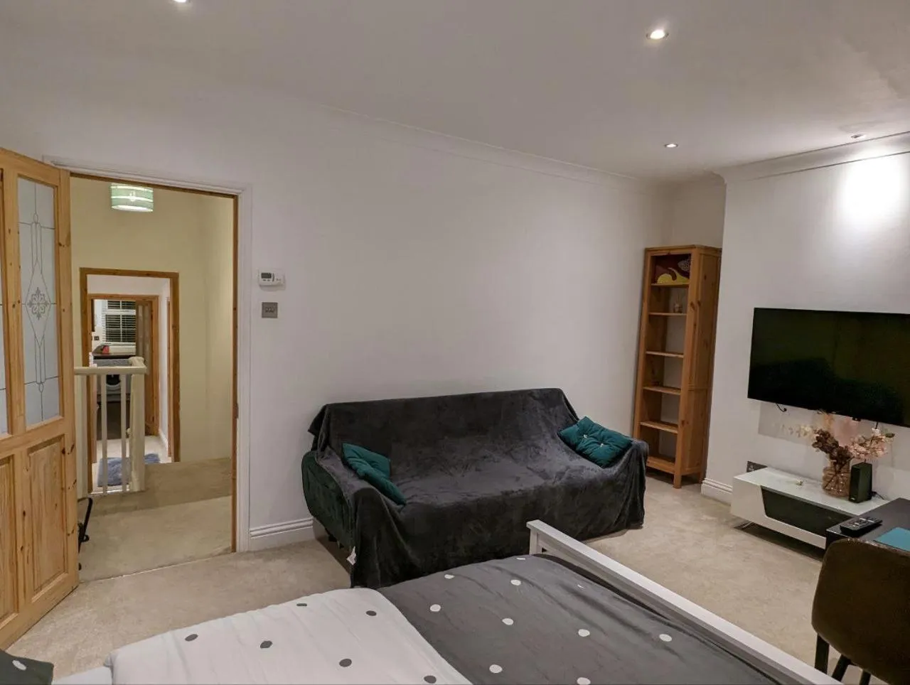 Living room in Fully-equipped flat in the city of London