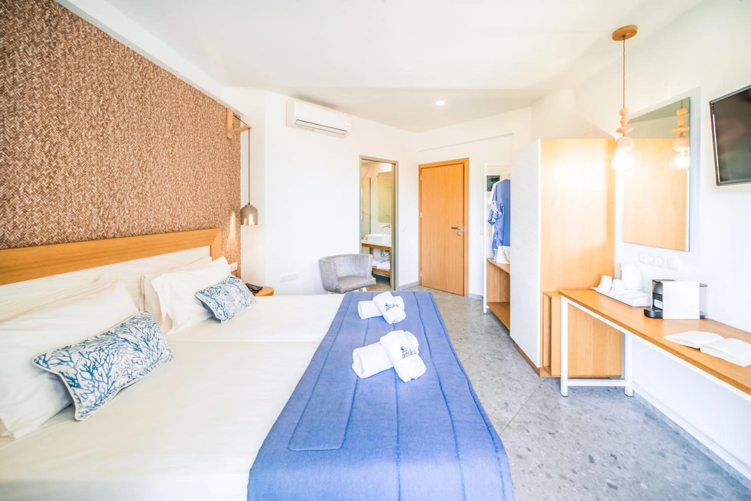 TV and multimedia, Bed in Aeolos Beach Resort