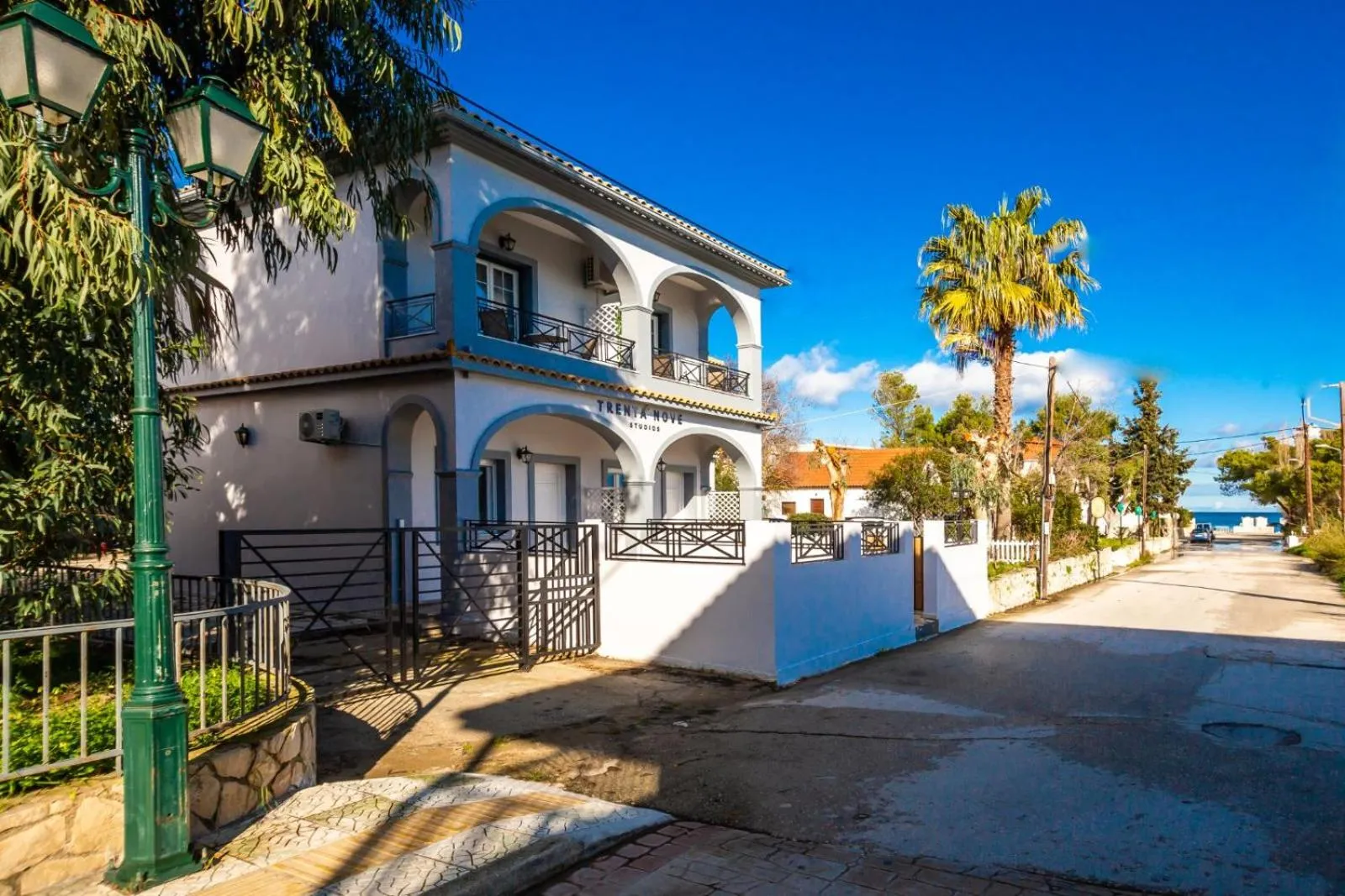 Property building in Trenta Nove Studios