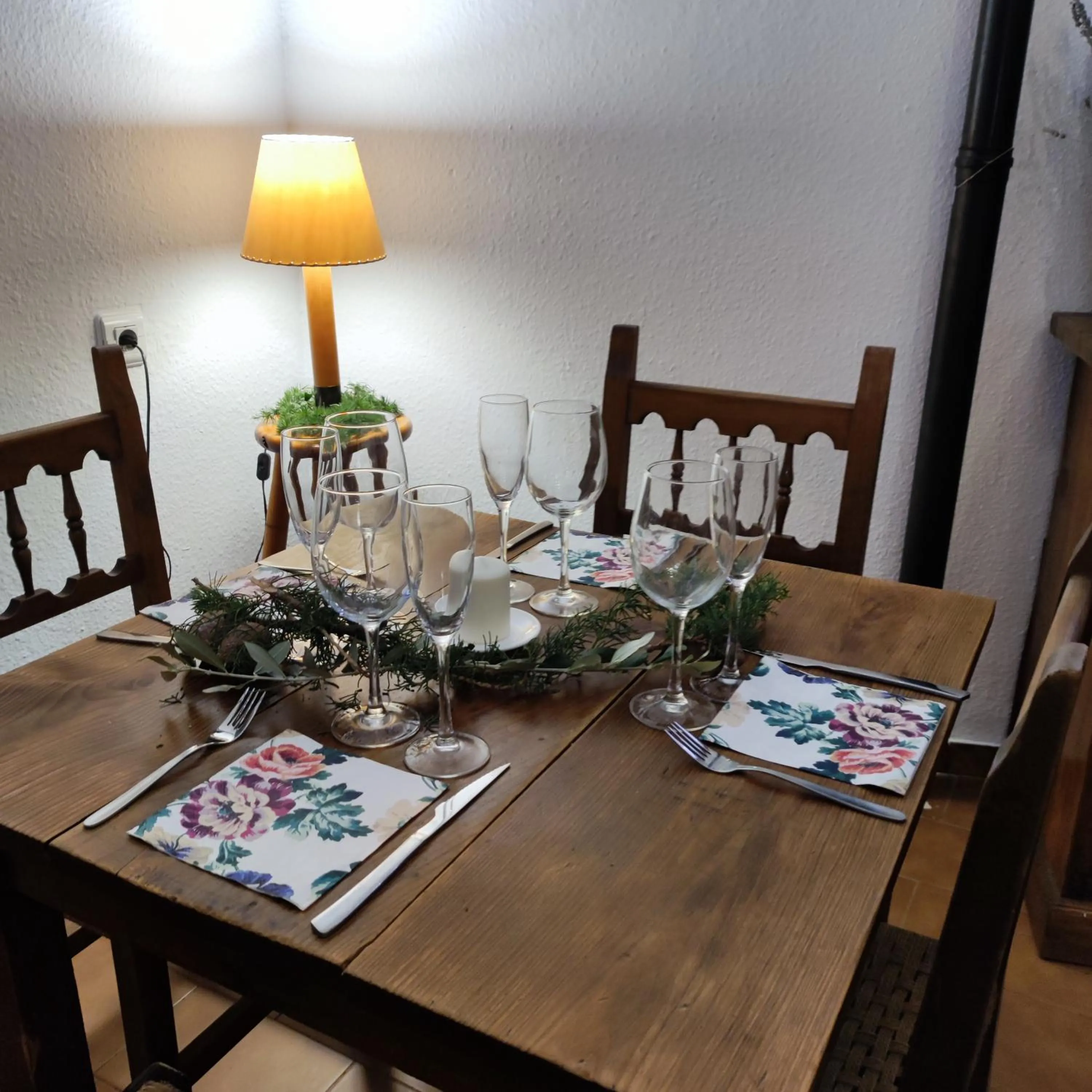 Restaurant/places to eat in Pensión Mesón La Lonja - Herbers