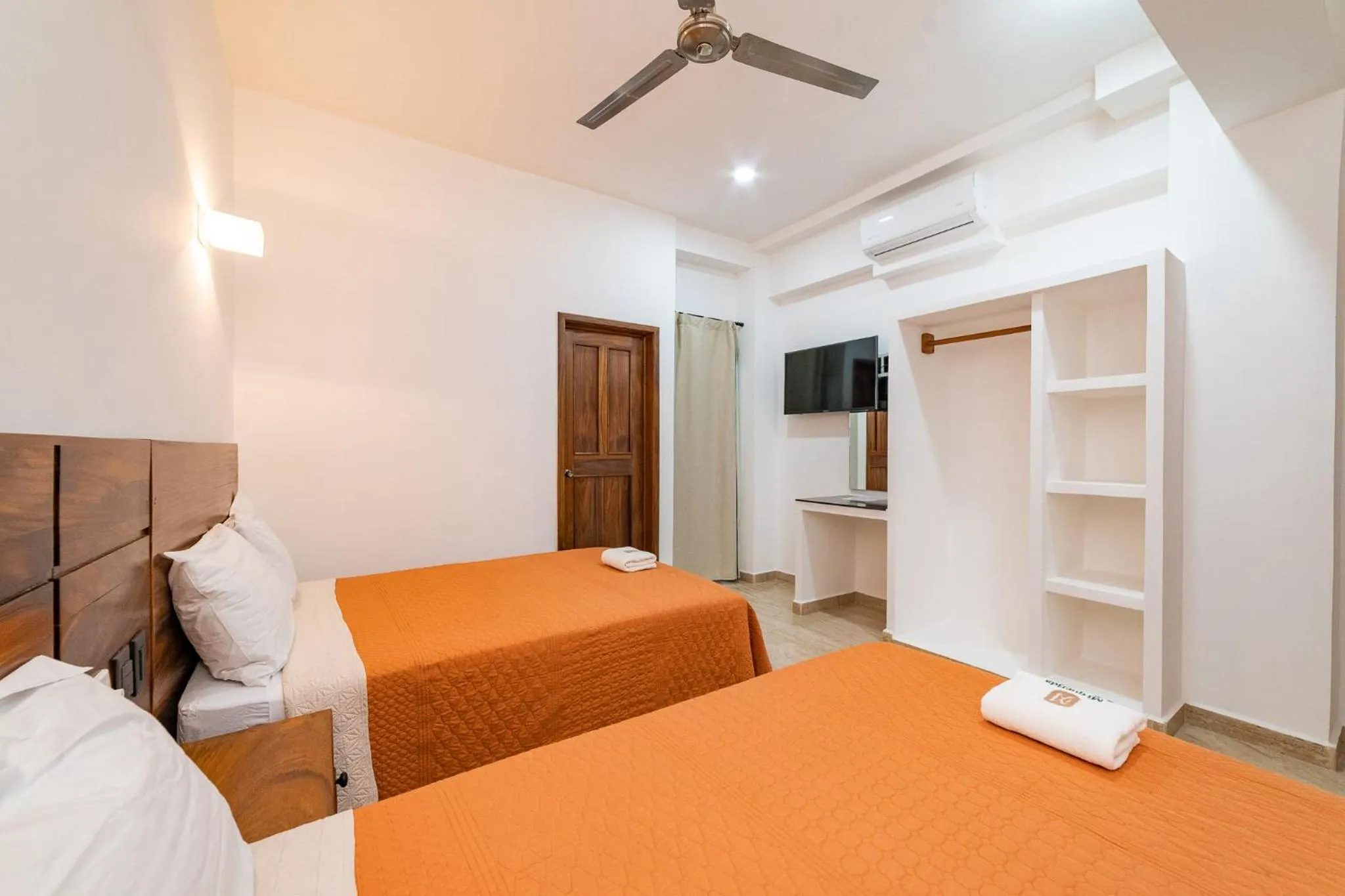 Bed in Mi Querida Maribel Hotel