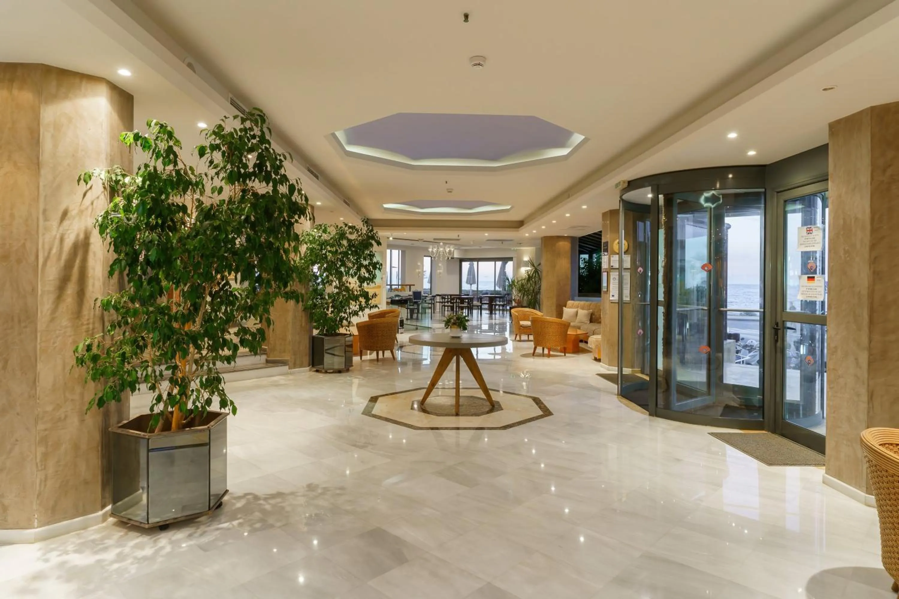 Living room in Pearl Beach