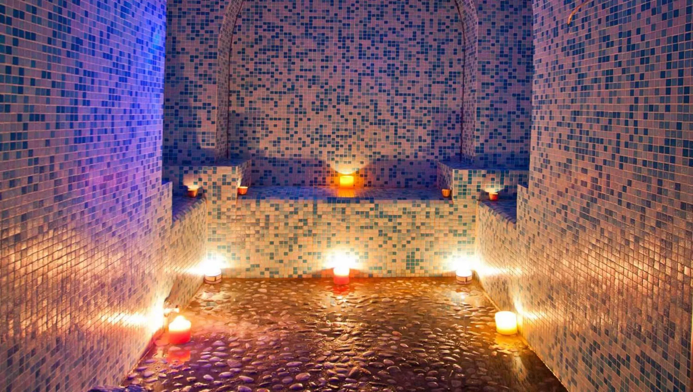 Shower in Aegialis Hotel & Spa