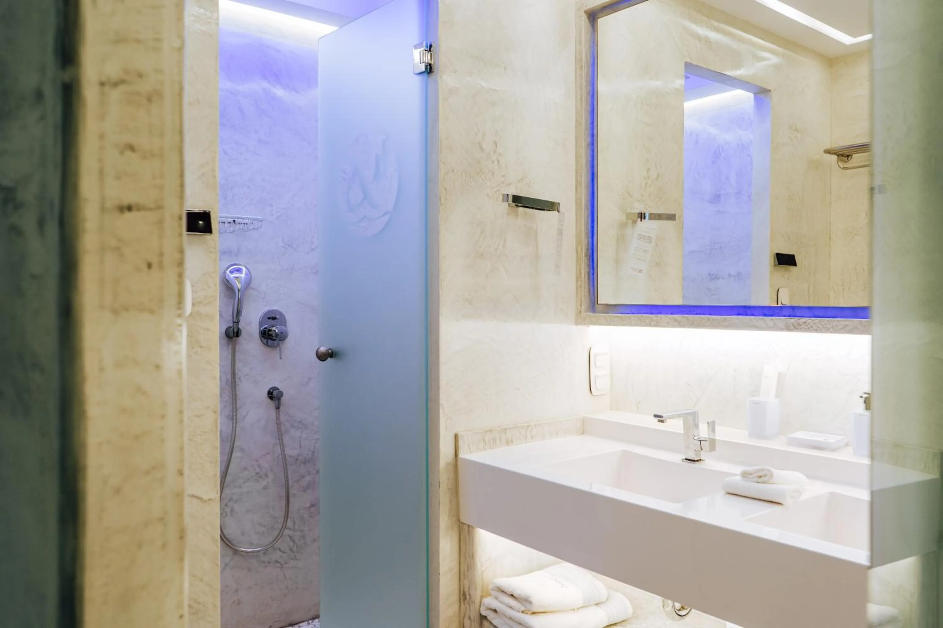 Aegialis Hotel & Spa