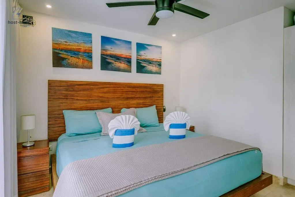 Bedroom, Bed in Dpto a 5 min de la Playa con Piscina y Rooftop