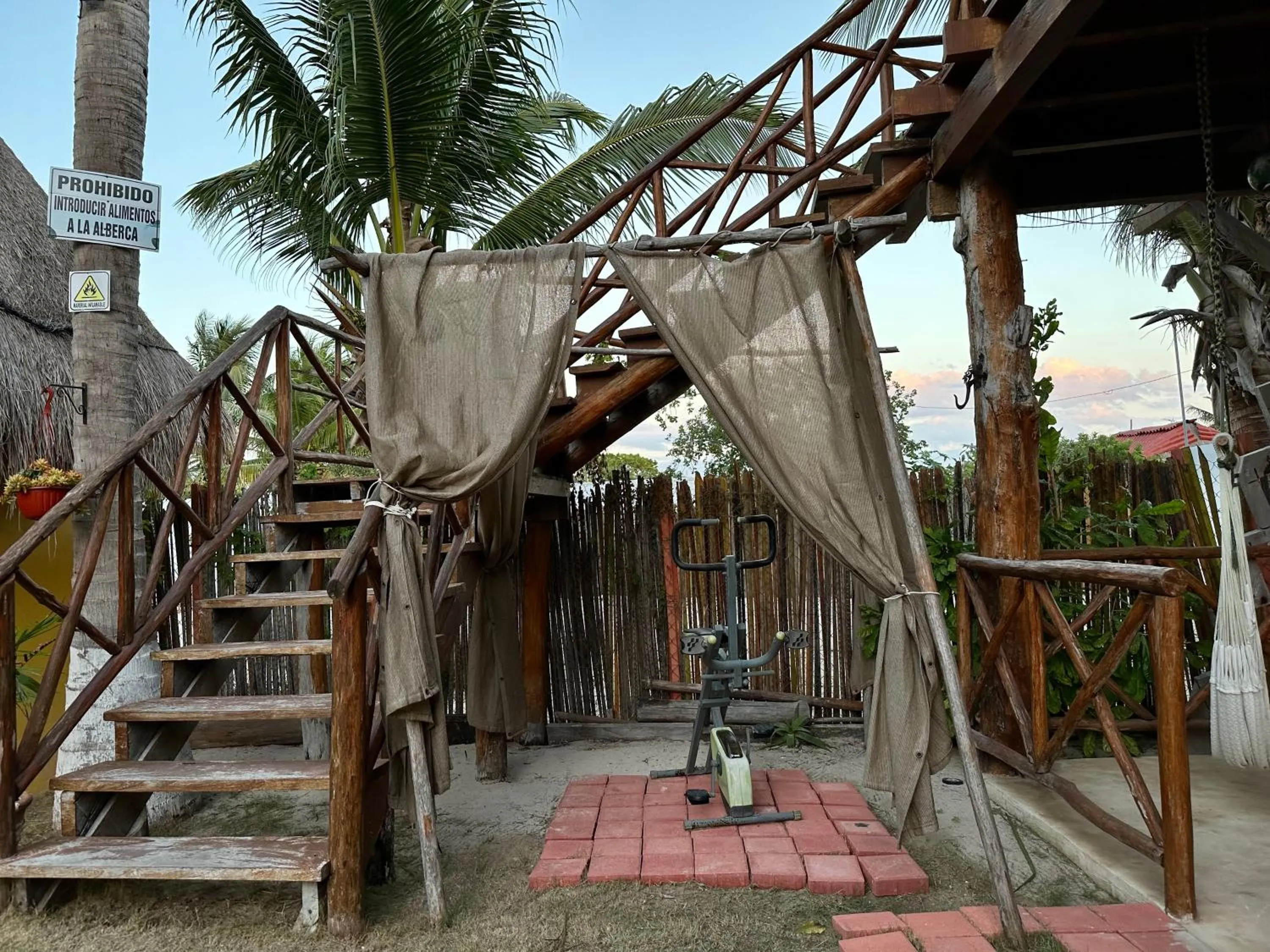 Property building in Cabañas Frida