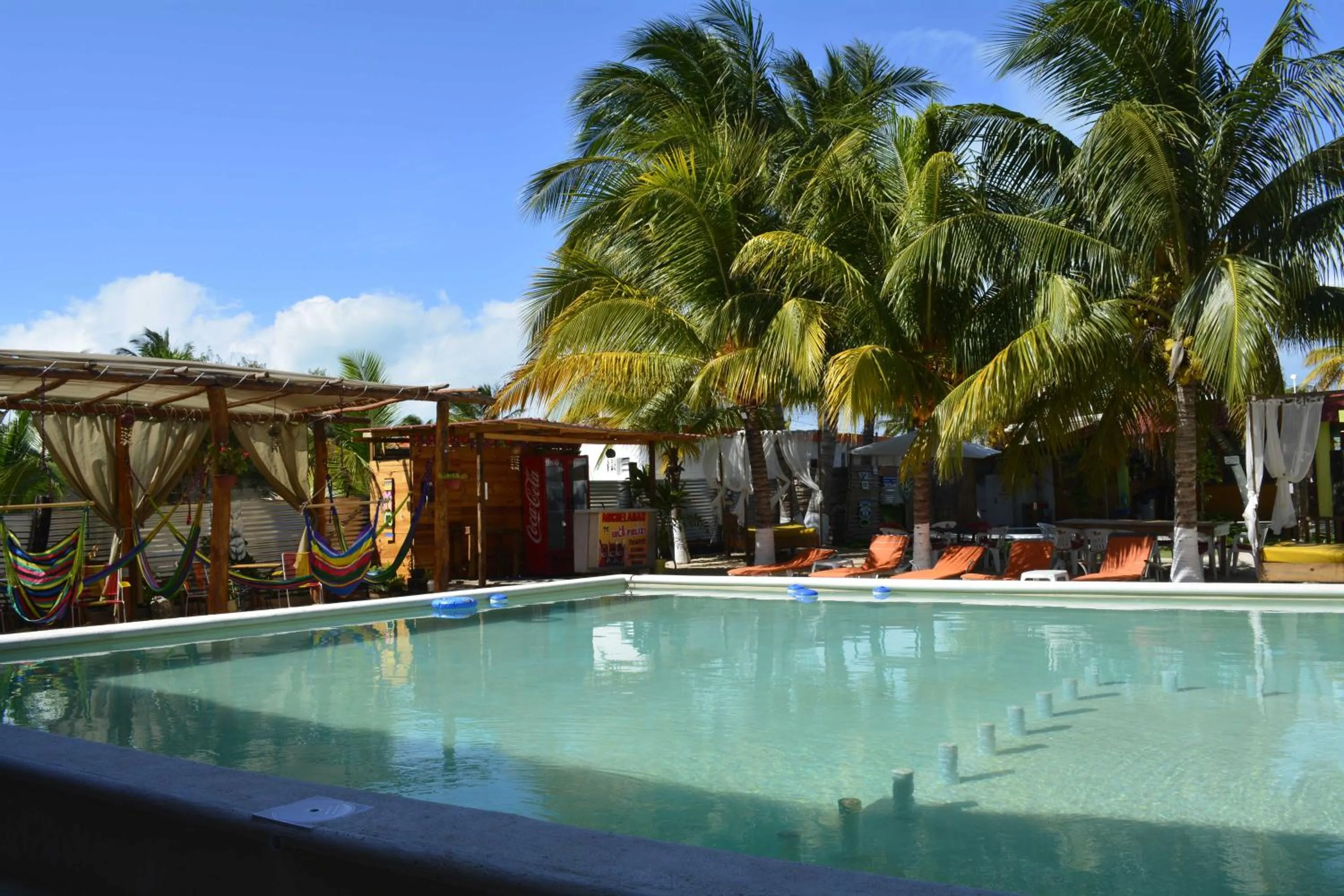 Swimming pool in Cabañas Frida