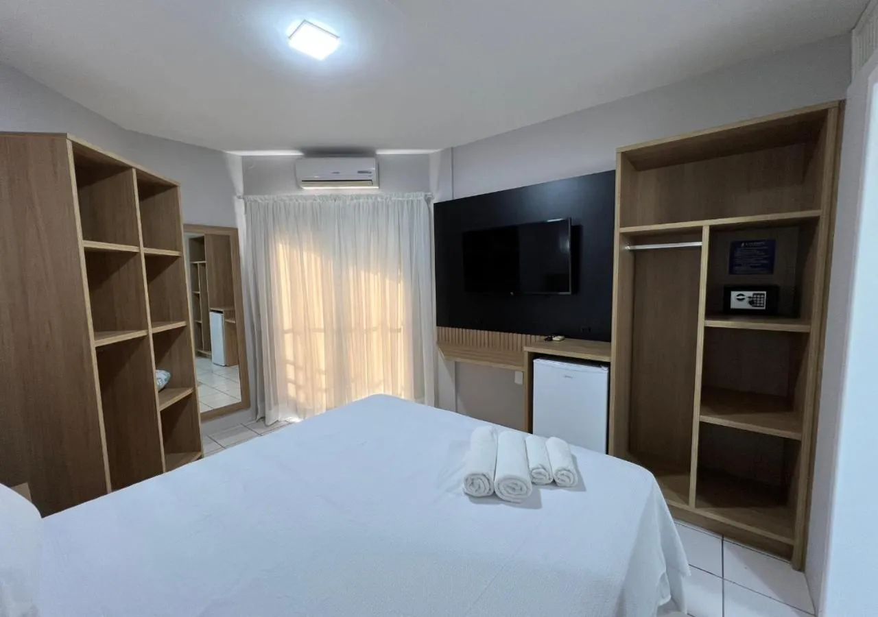 Photo of the whole room, Bed in Ilha Forte Praia Hotel