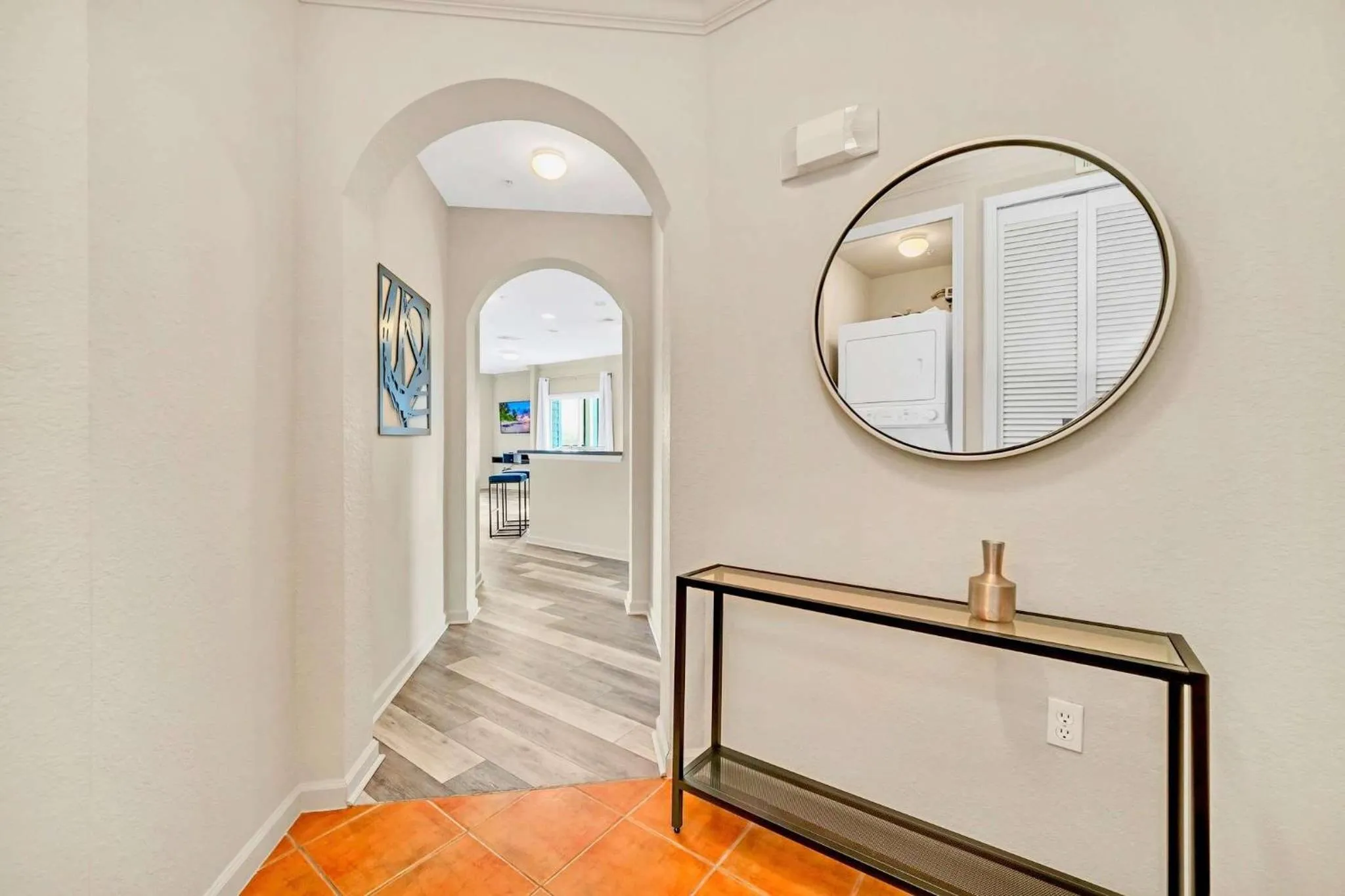 Property building in Condo w Pool, Games Room - Pet Friendly