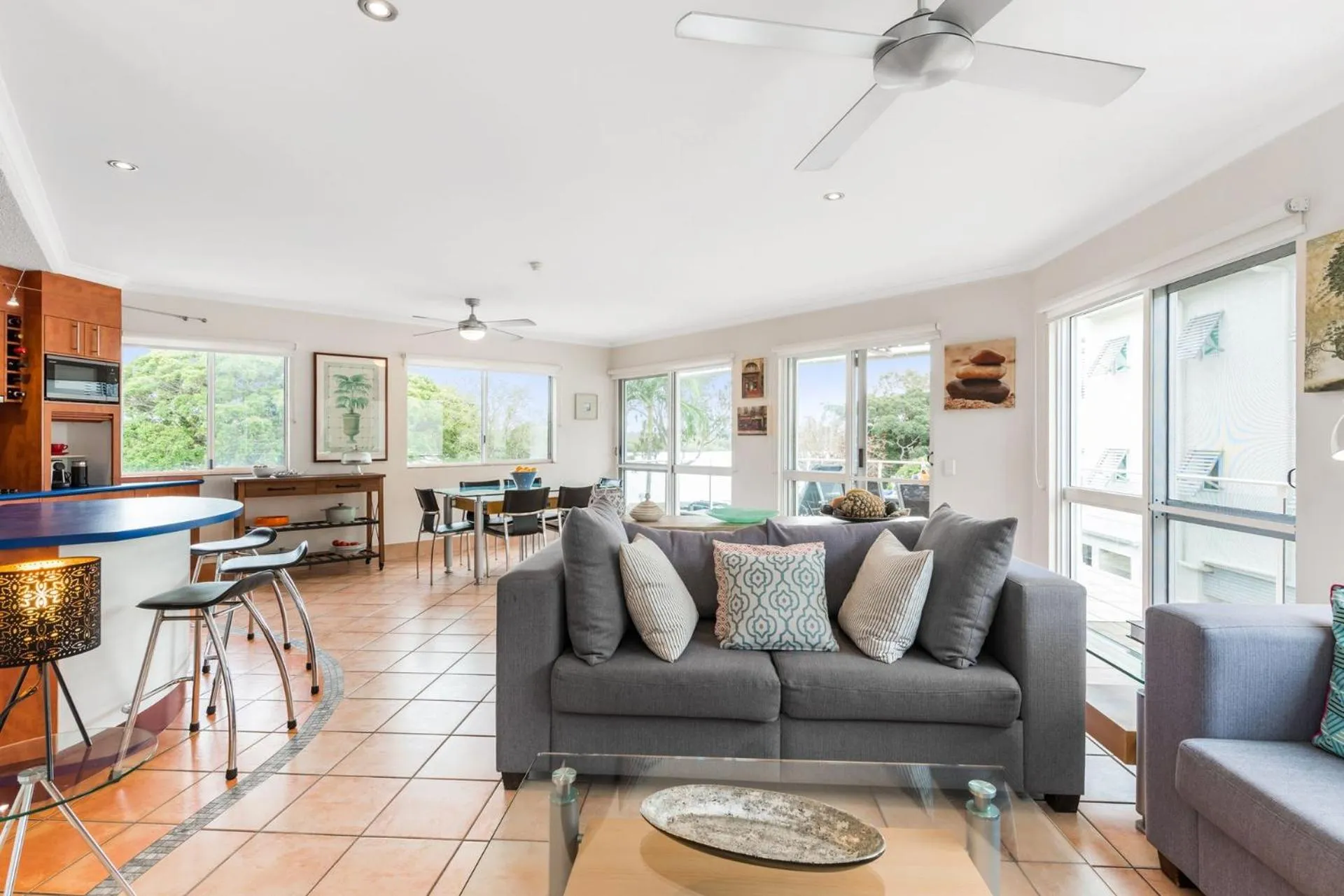 Kitchen or kitchenette in Regatta Noosa