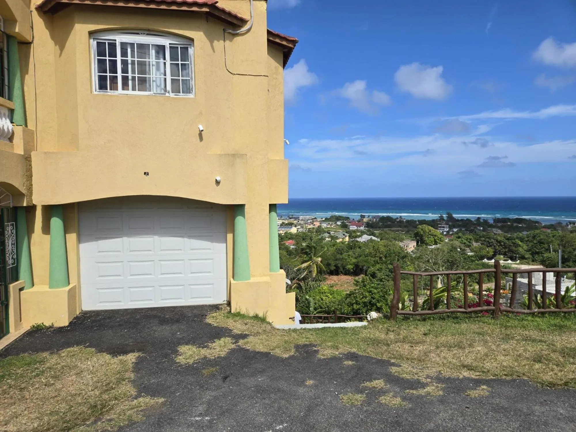 Sea view in Poinciana House