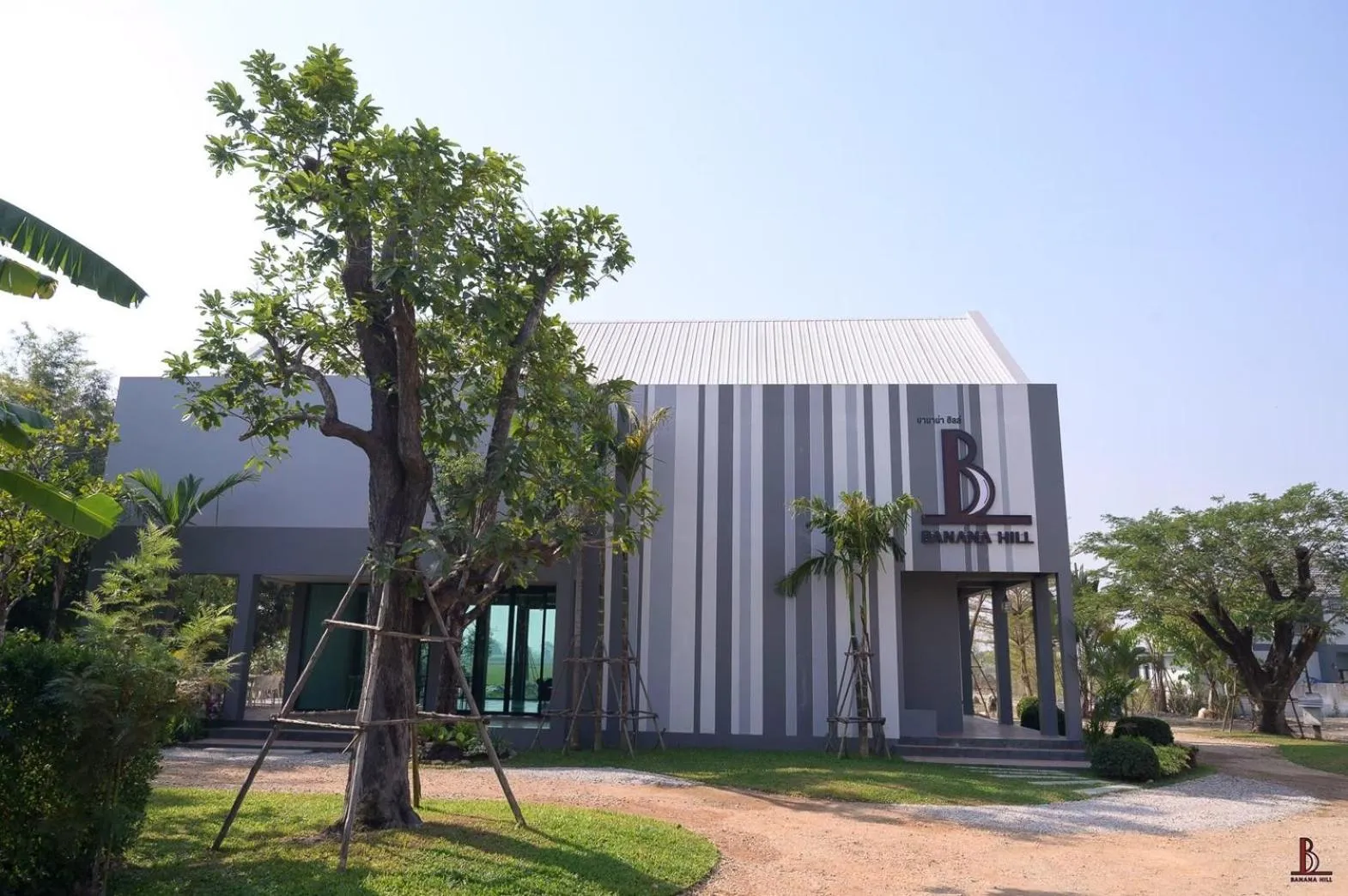 Property building in BananaHill