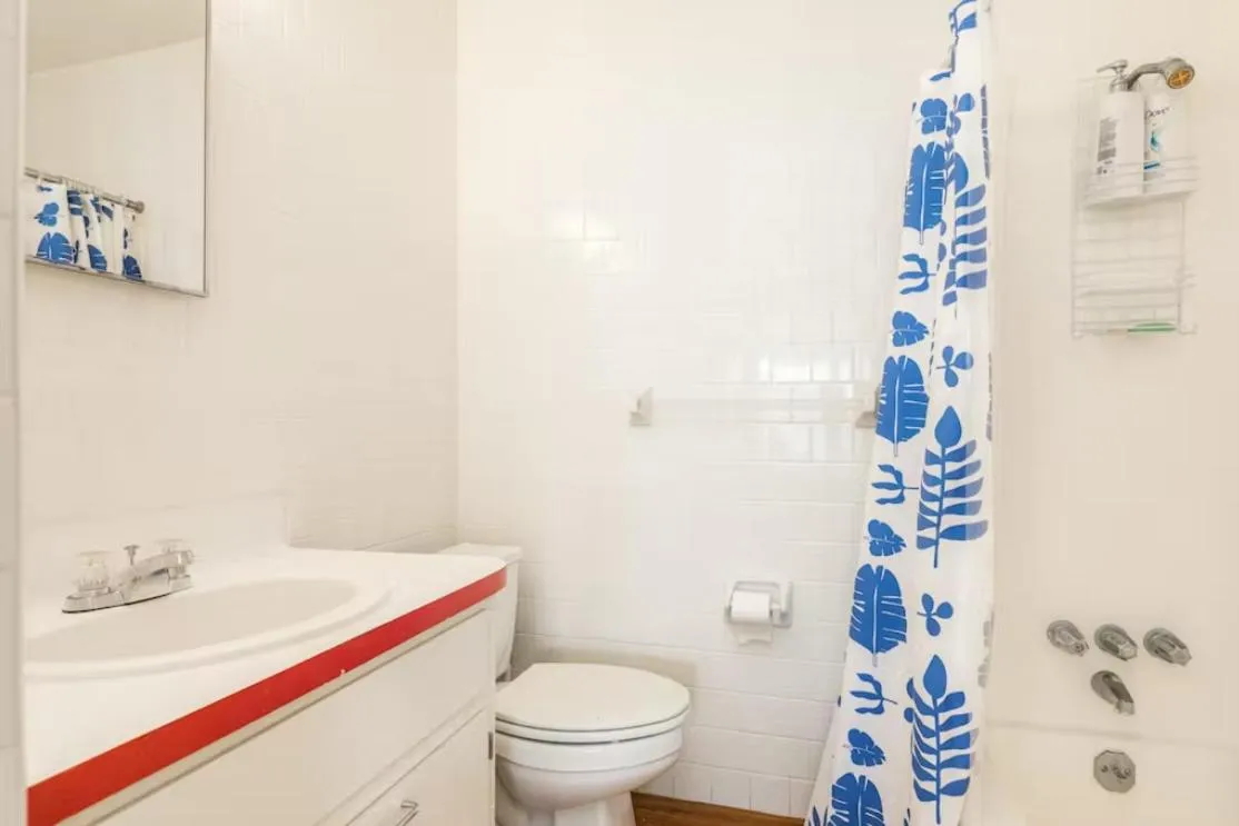 Property building in Shangri La La